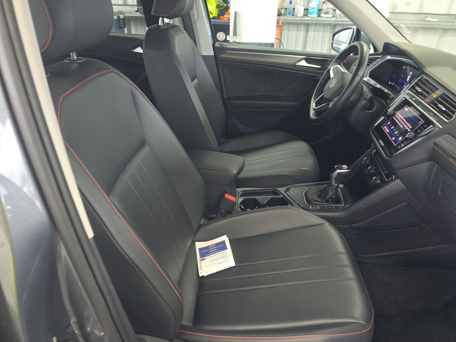 2024 Volkswagen Tiguan 2.0T Wolfsburg Edition FWD