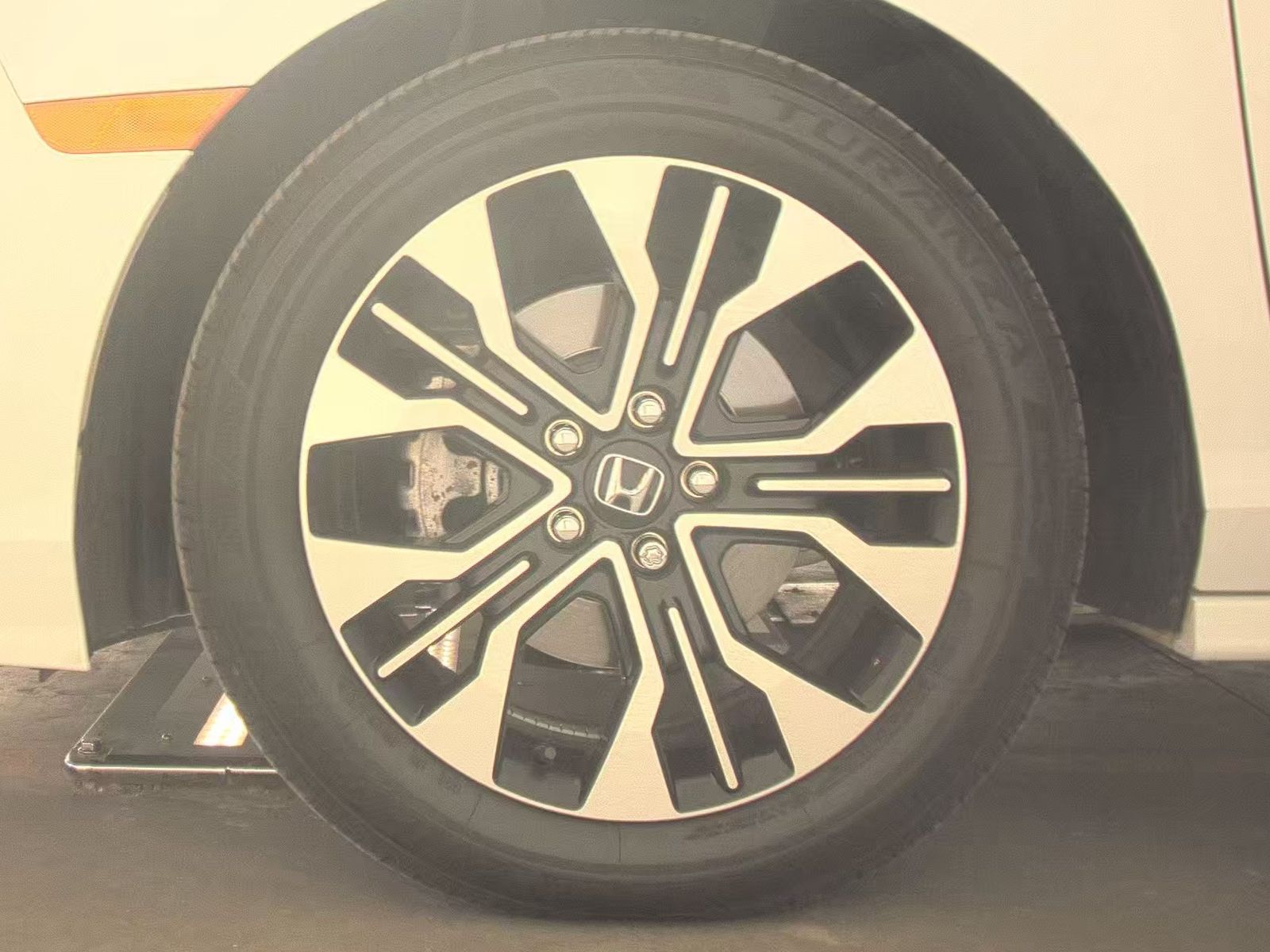 2025 Honda Odyssey Elite FWD