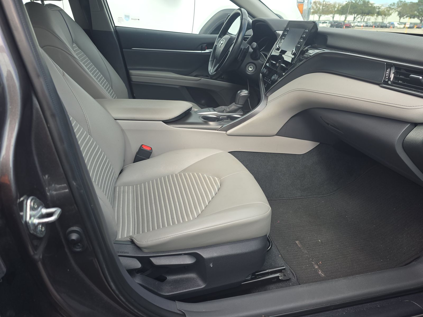 2024 Toyota Camry SE FWD