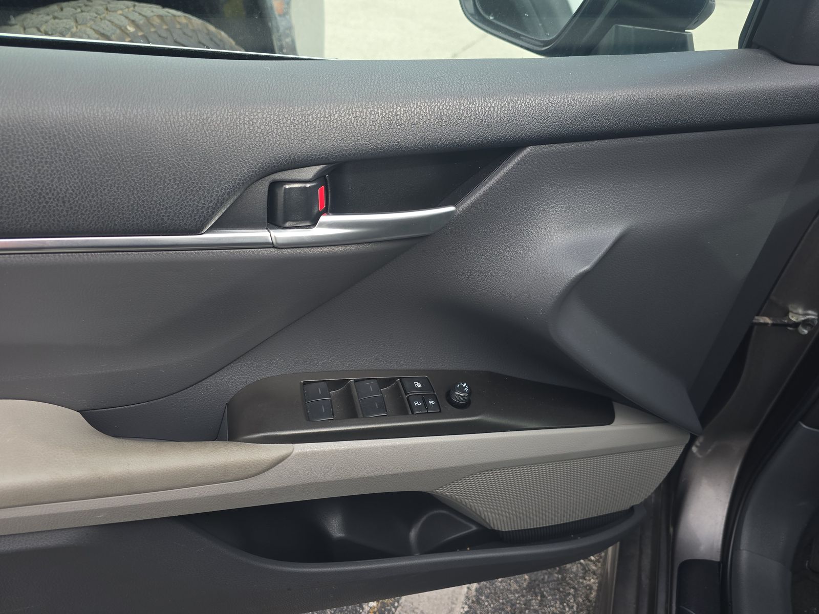 2024 Toyota Camry SE FWD