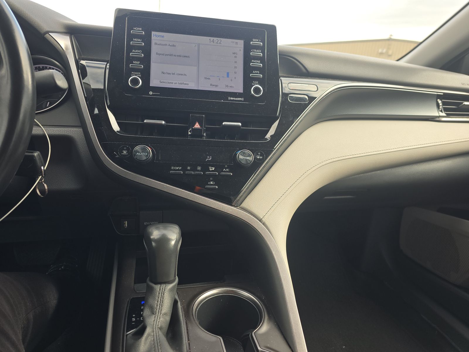 2024 Toyota Camry SE FWD