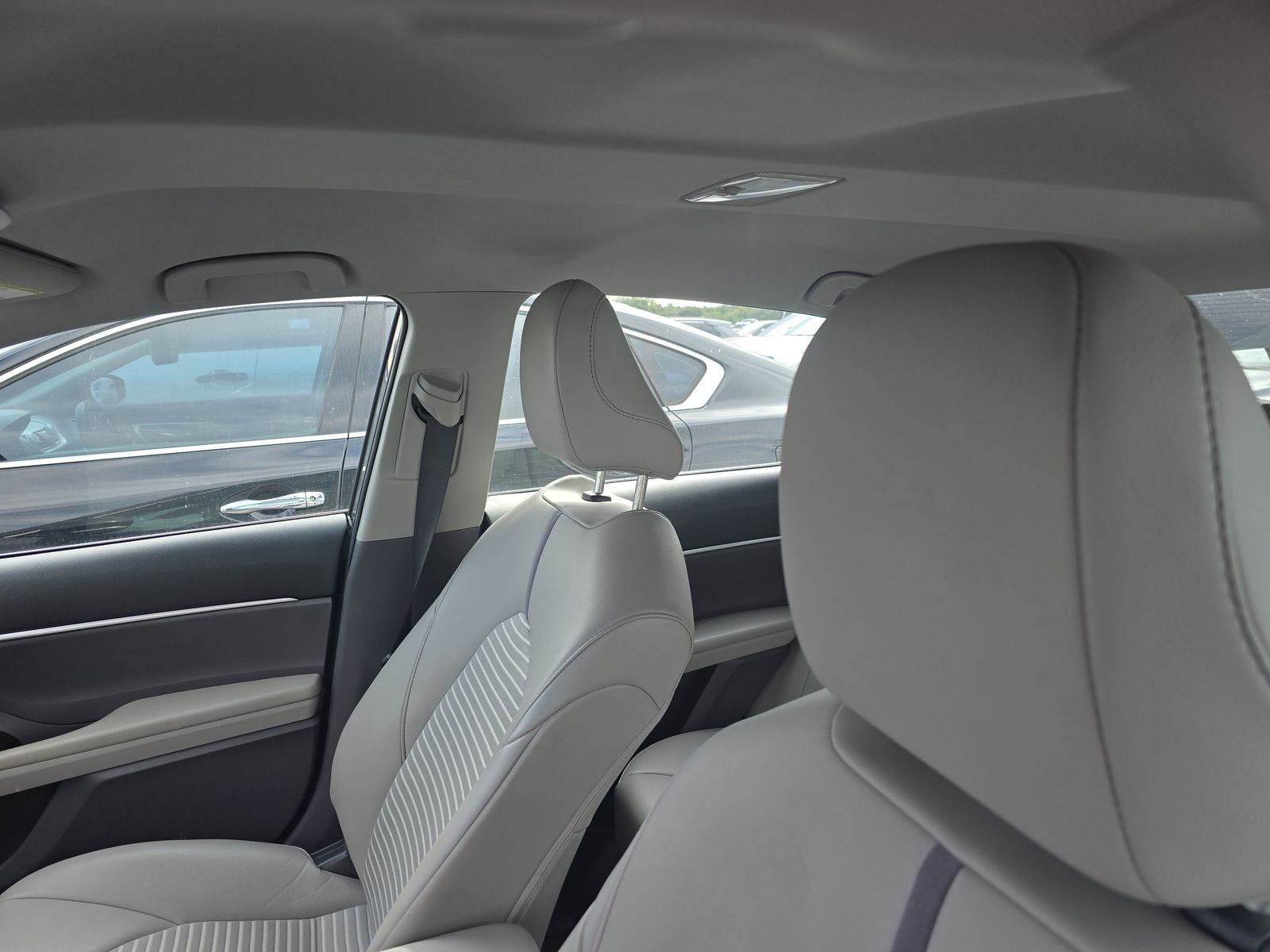 2024 Toyota Camry SE FWD