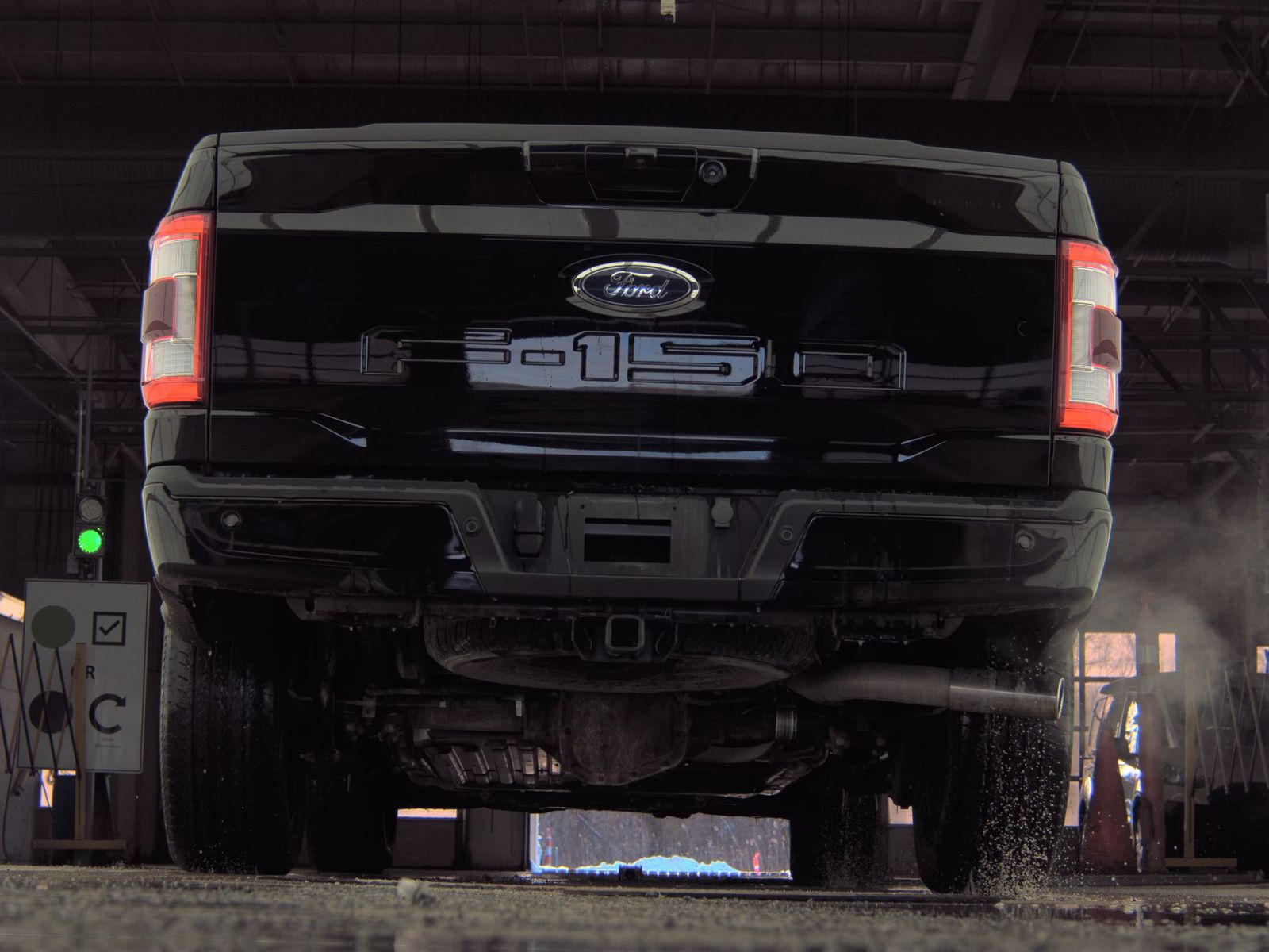 2023 Ford F-150 Hybrid Lariat AWD