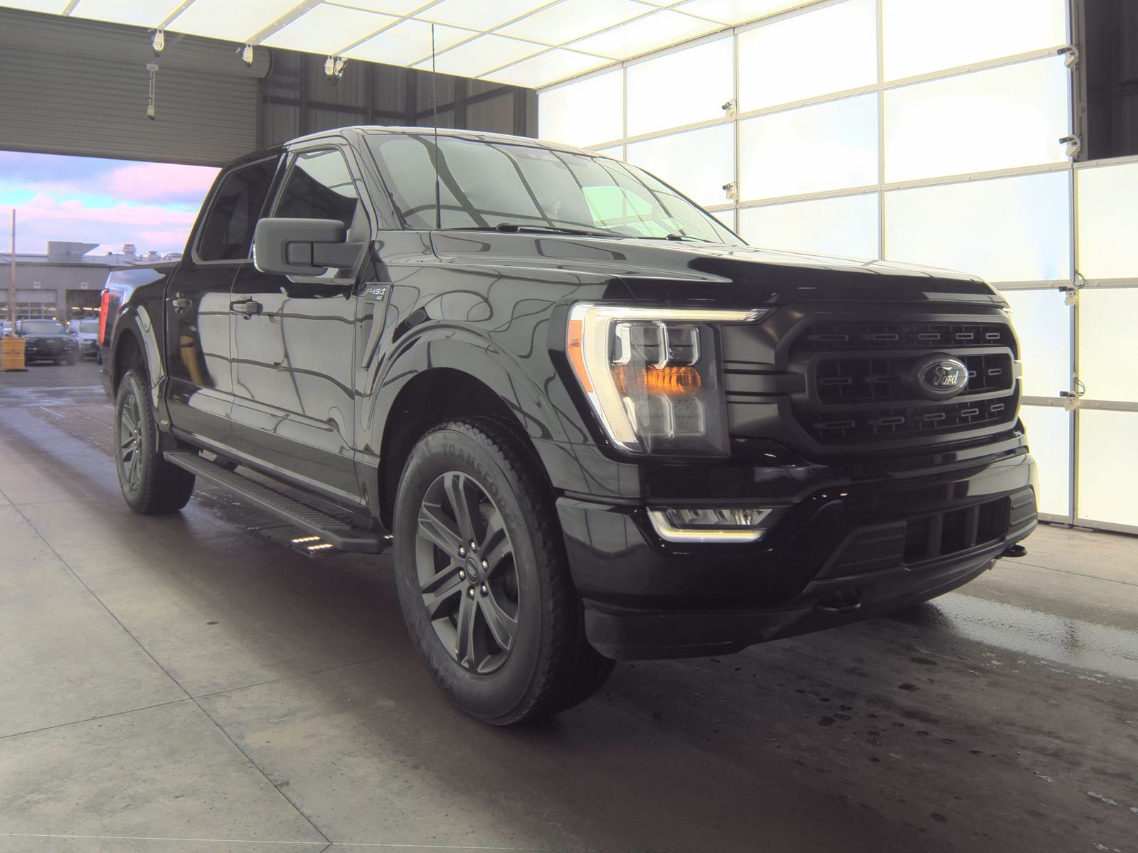 2023 Ford F-150 XLT AWD