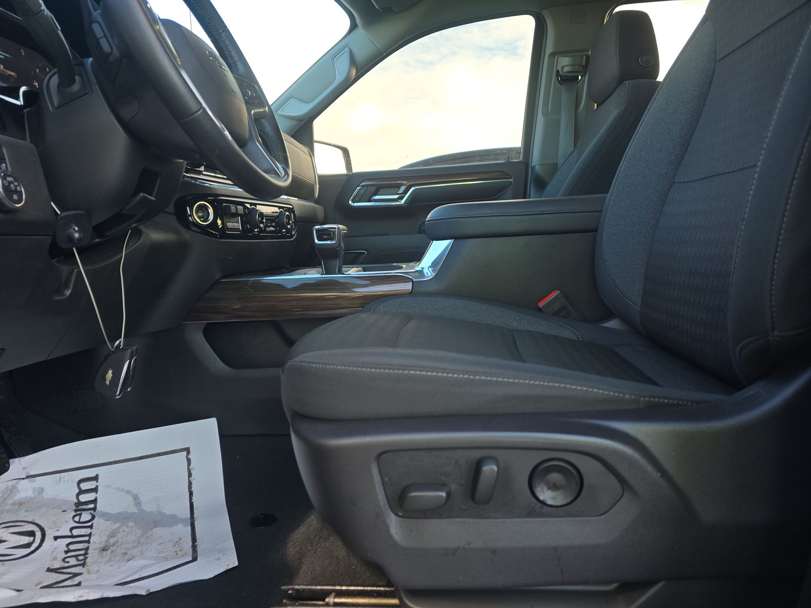 2024 Chevrolet Silverado 1500 RST AWD