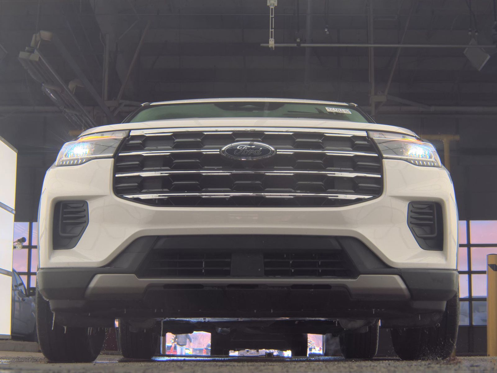 2025 Ford Explorer Active RWD
