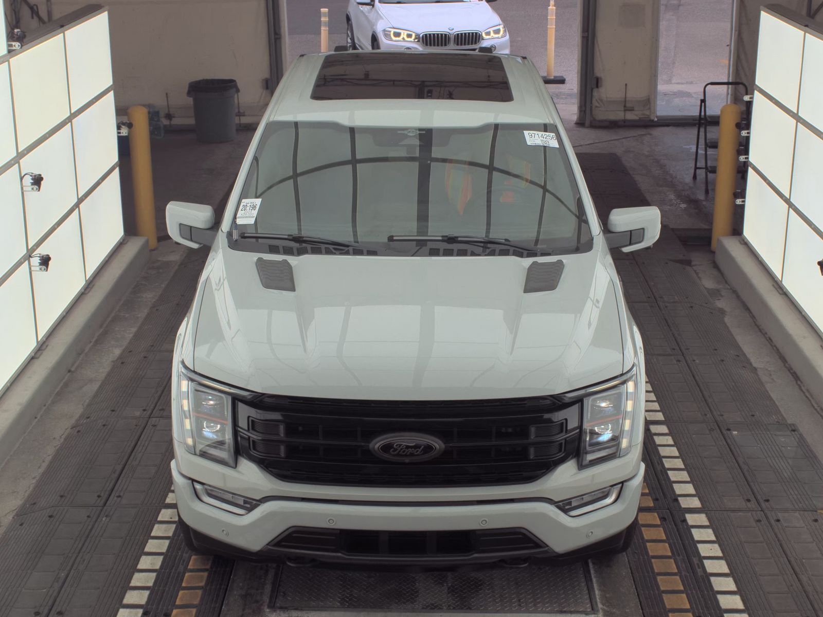 2023 Ford F-150 Lariat AWD