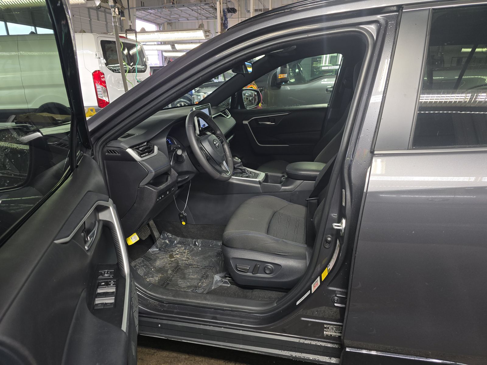 2024 Toyota RAV4 Hybrid SE AWD