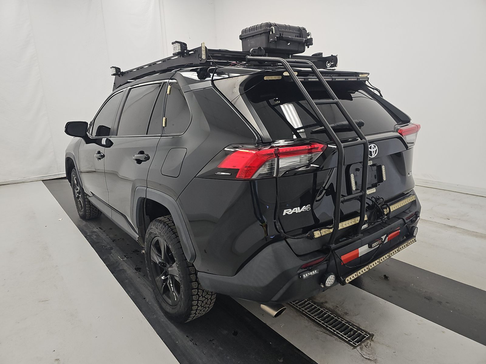 2021 Toyota RAV4 XLE FWD