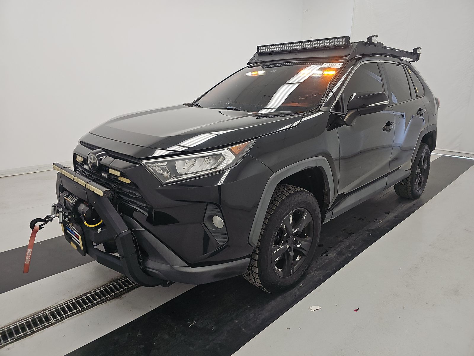 2021 Toyota RAV4 XLE FWD