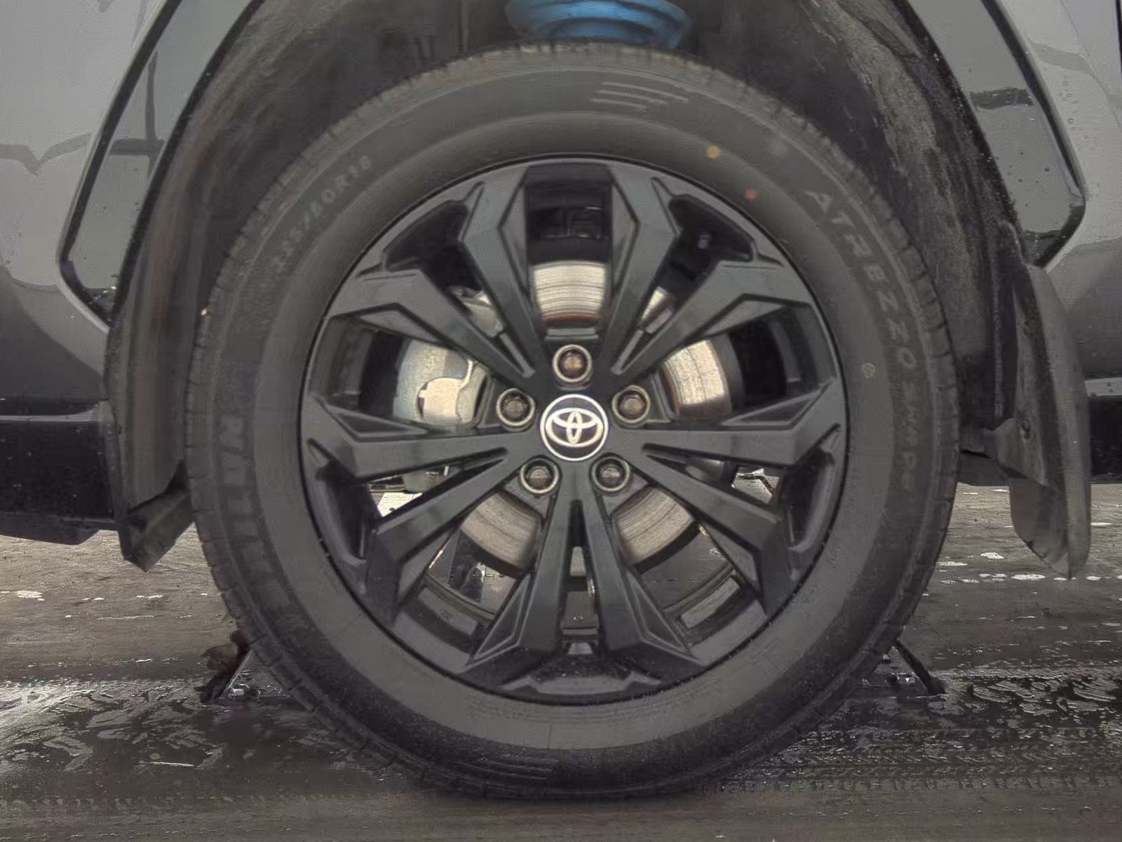 2024 Toyota RAV4 Hybrid SE AWD