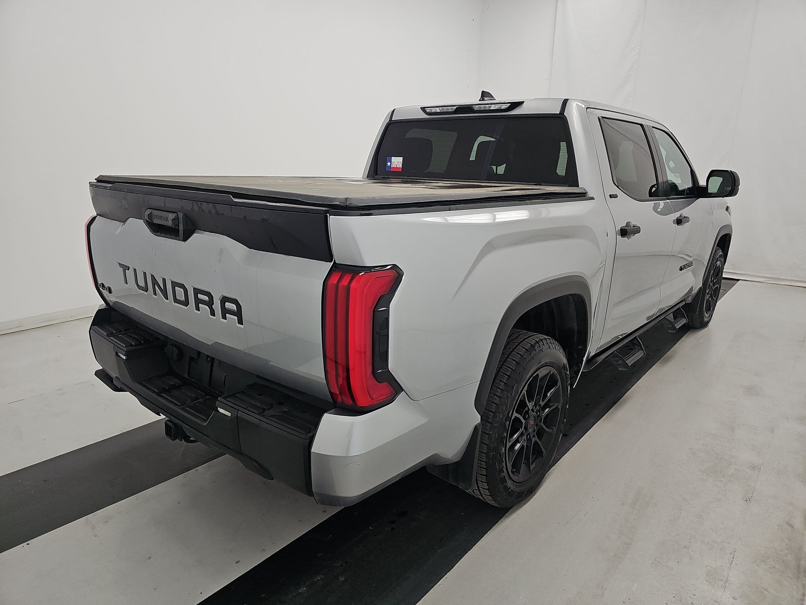 2024 Toyota Tundra SR5 AWD