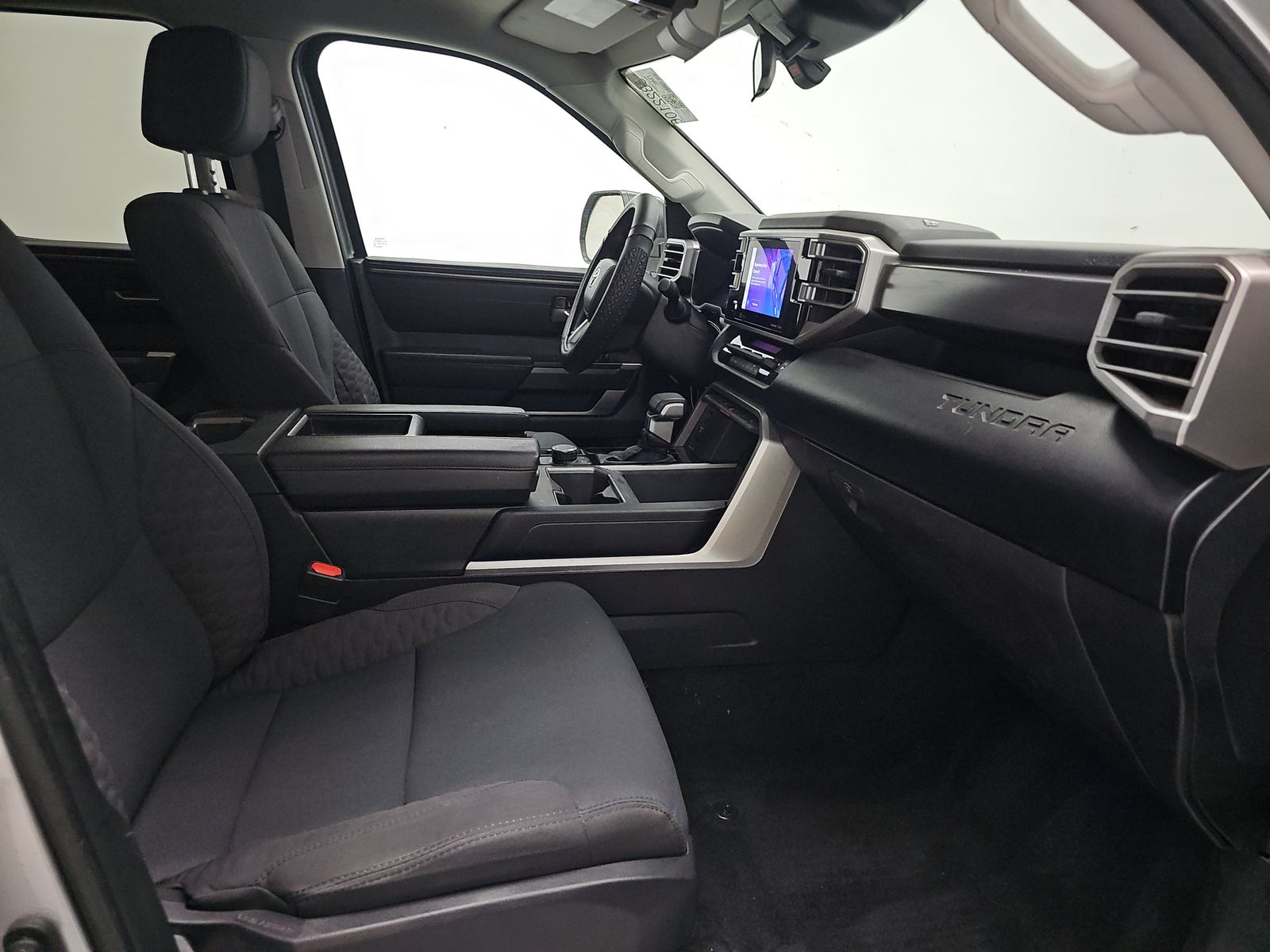 2024 Toyota Tundra SR5 AWD