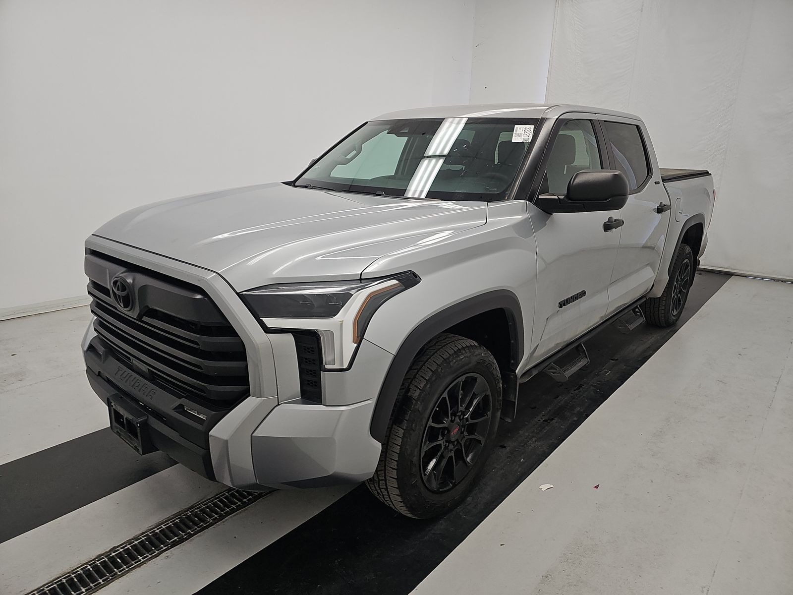 2024 Toyota Tundra SR5 AWD