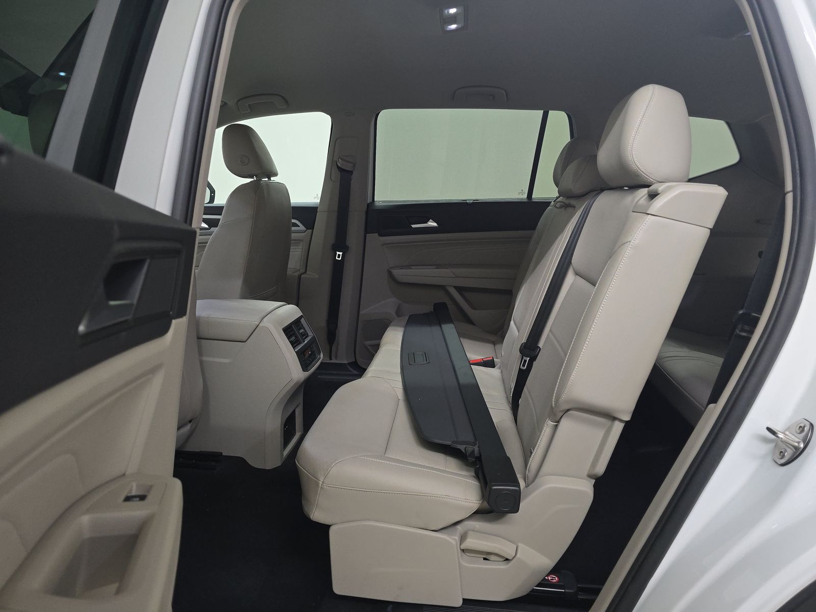 2022 Volkswagen Atlas 2.0T SE FWD