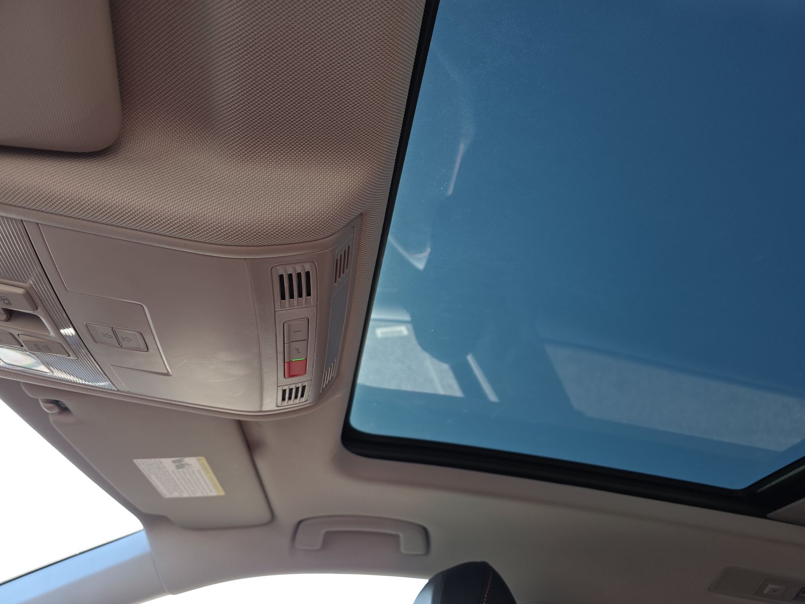 2024 Volkswagen Tiguan 2.0T Wolfsburg Edition FWD