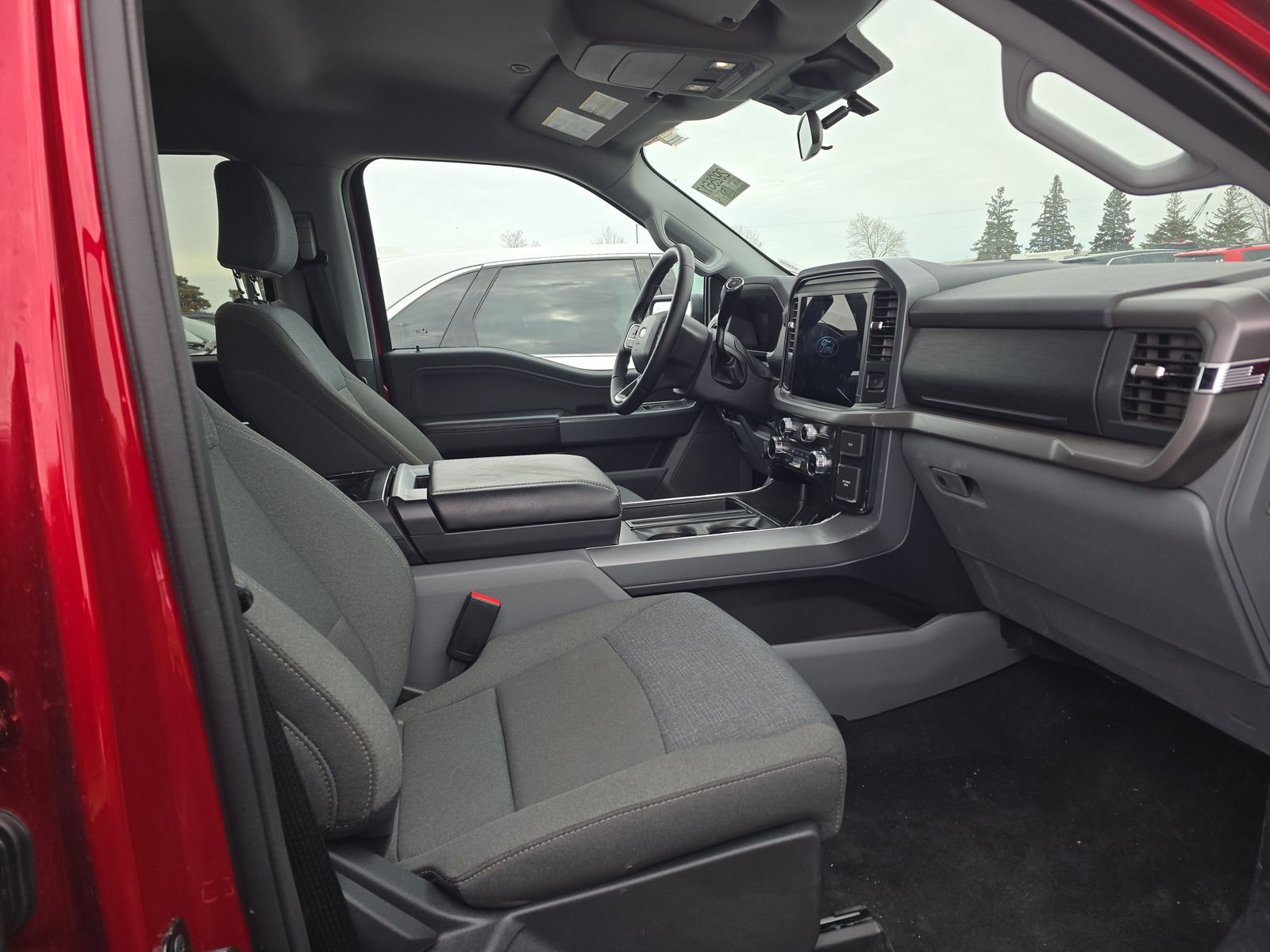 2025 Ford F-150 Hybrid XLT AWD