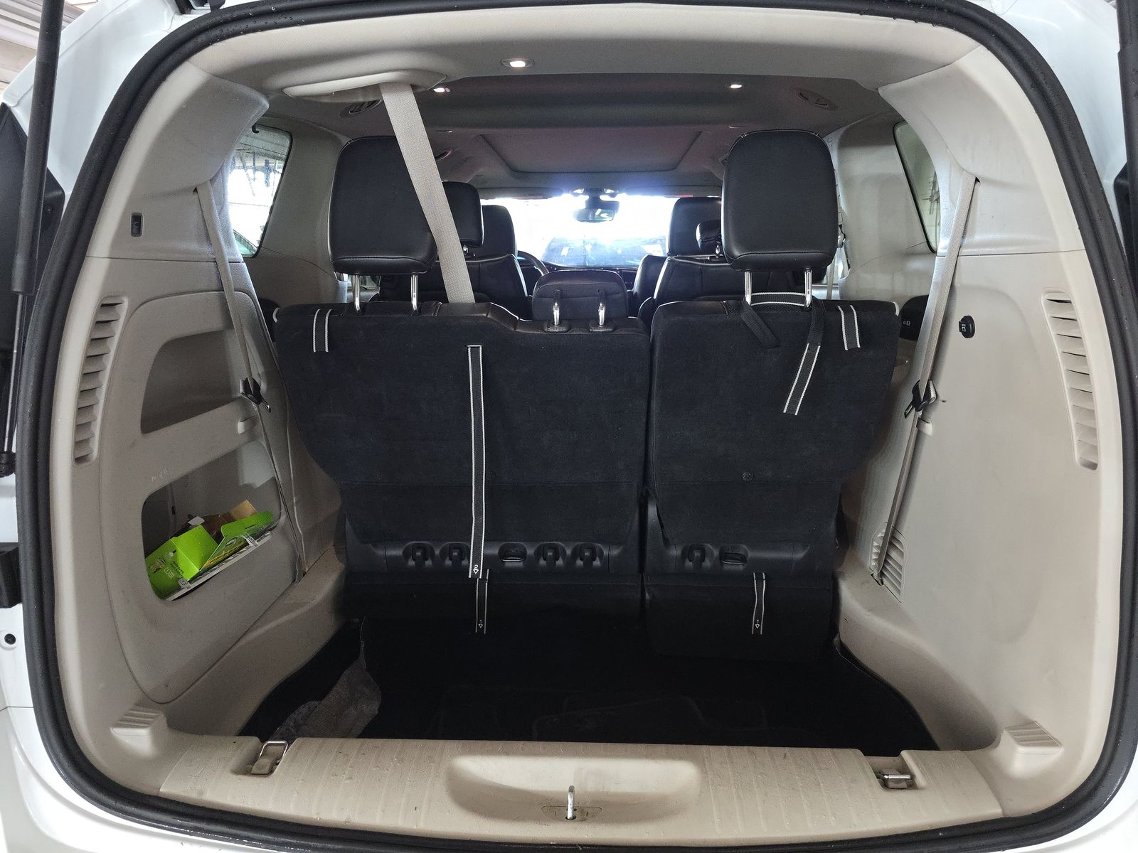 2023 Chrysler Pacifica Limited FWD