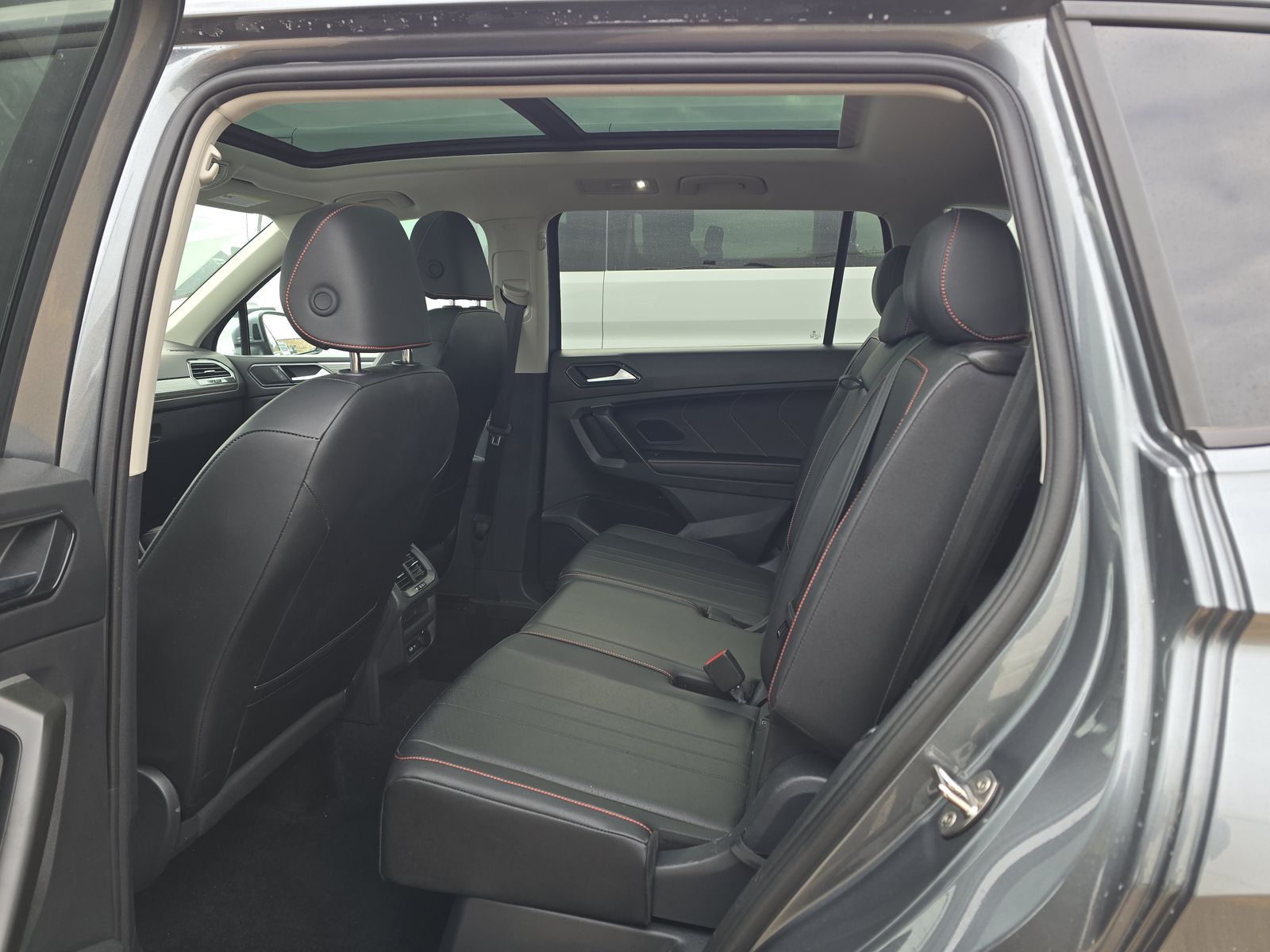 2024 Volkswagen Tiguan 2.0T Wolfsburg Edition FWD