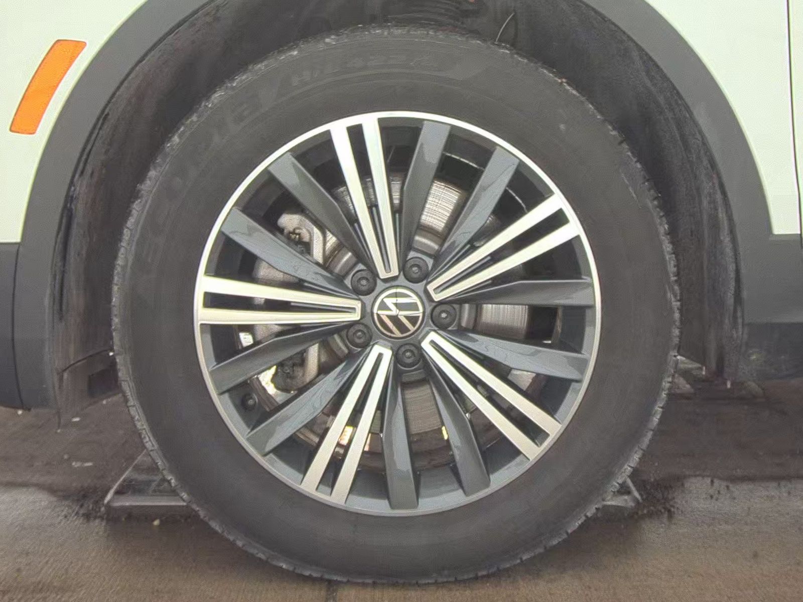 2024 Volkswagen Tiguan 2.0T Wolfsburg Edition FWD