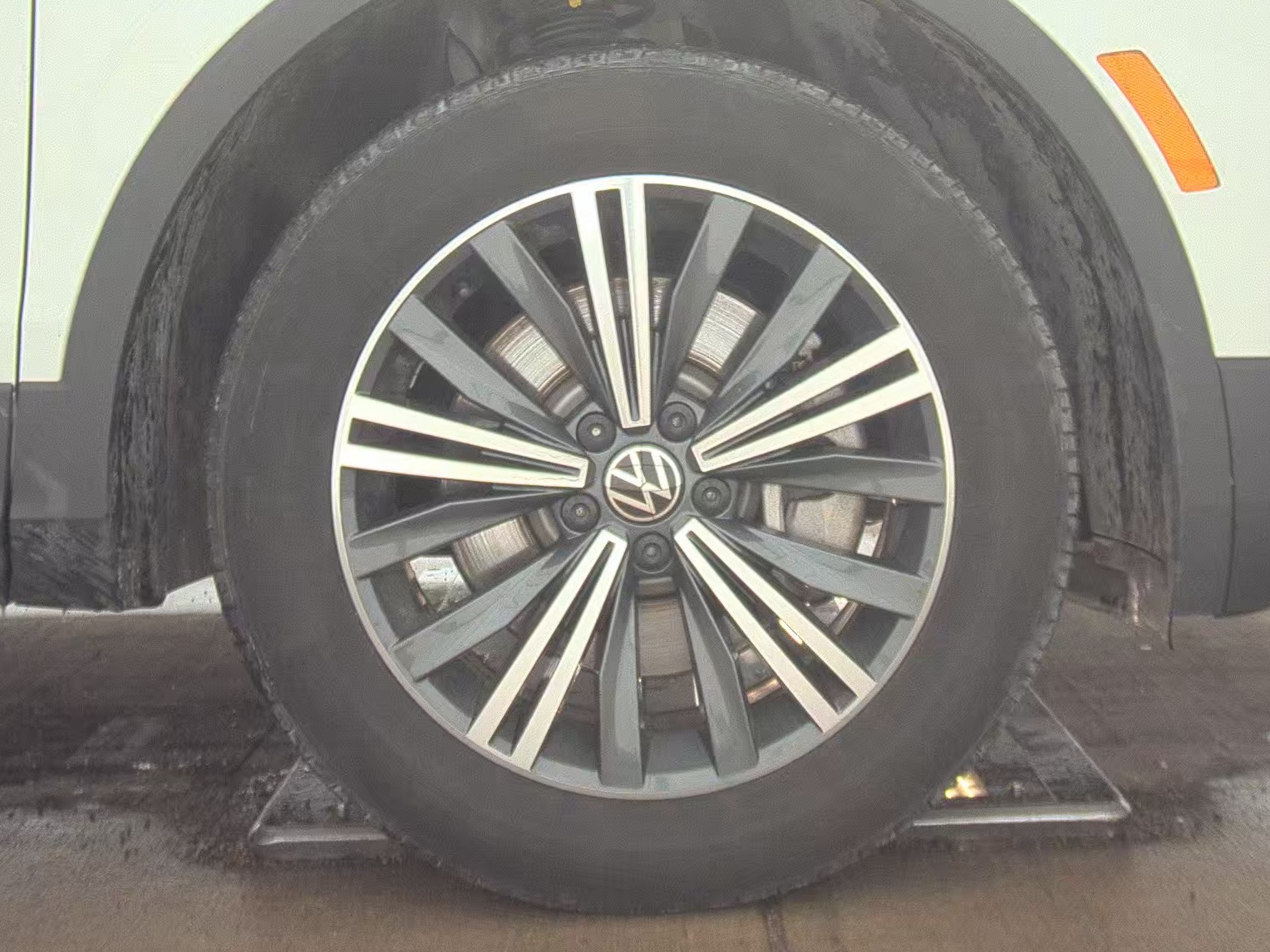 2024 Volkswagen Tiguan 2.0T Wolfsburg Edition FWD