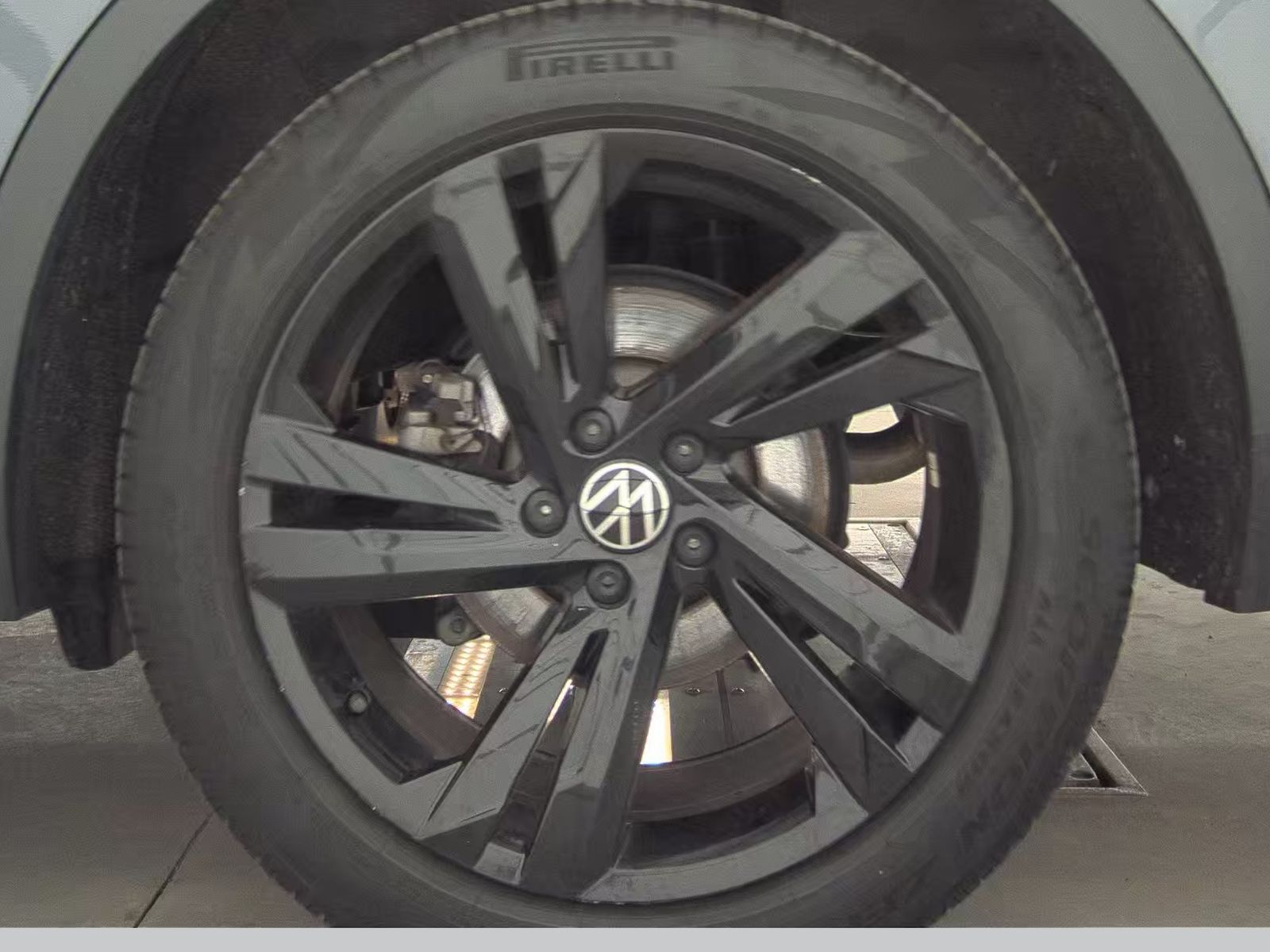 2024 Volkswagen Tiguan 2.0T SE R-Line Black AWD