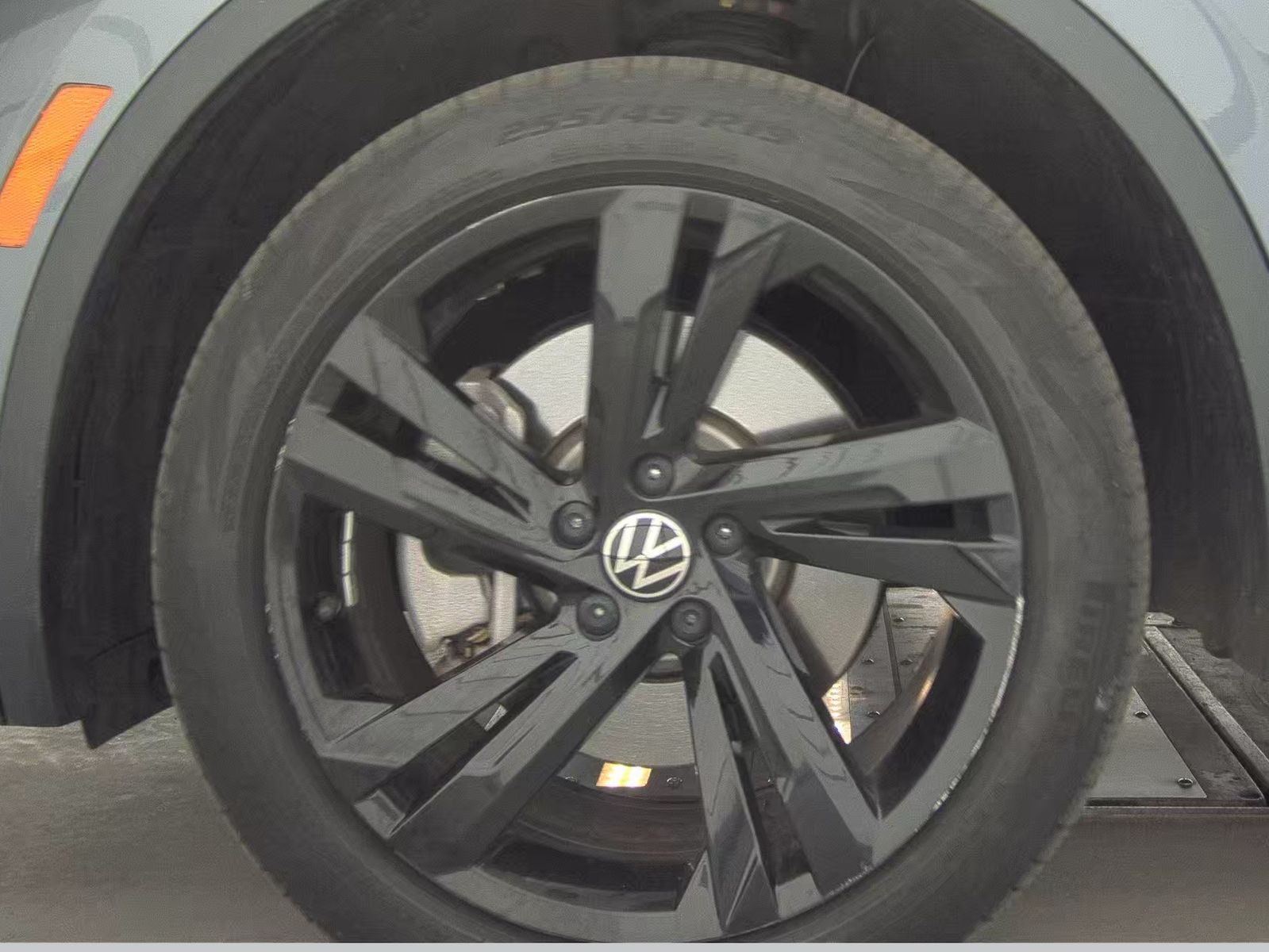 2024 Volkswagen Tiguan 2.0T SE R-Line Black AWD