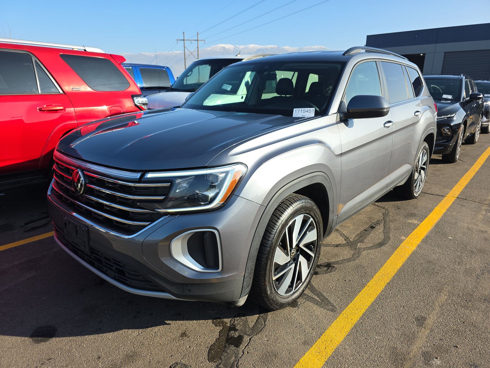 2024 Volkswagen Atlas 2.0T SE AWD