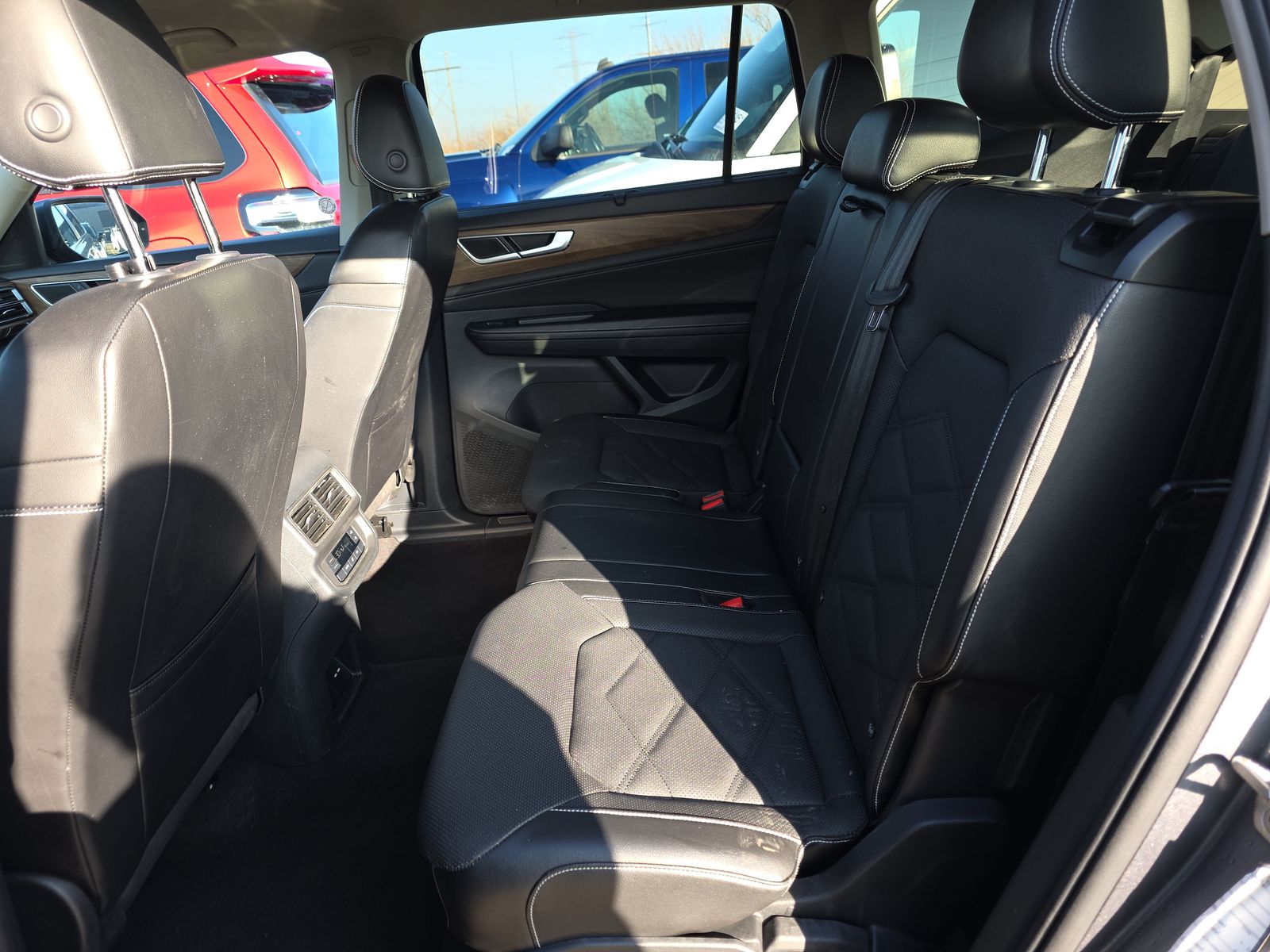 2024 Volkswagen Atlas 2.0T SE AWD