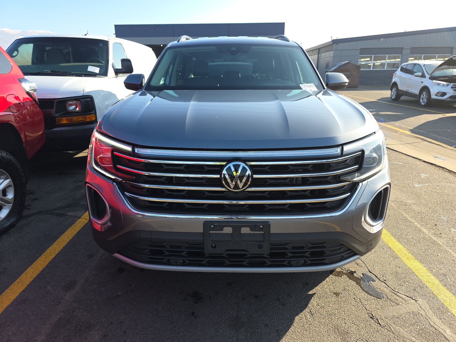 2024 Volkswagen Atlas 2.0T SE AWD