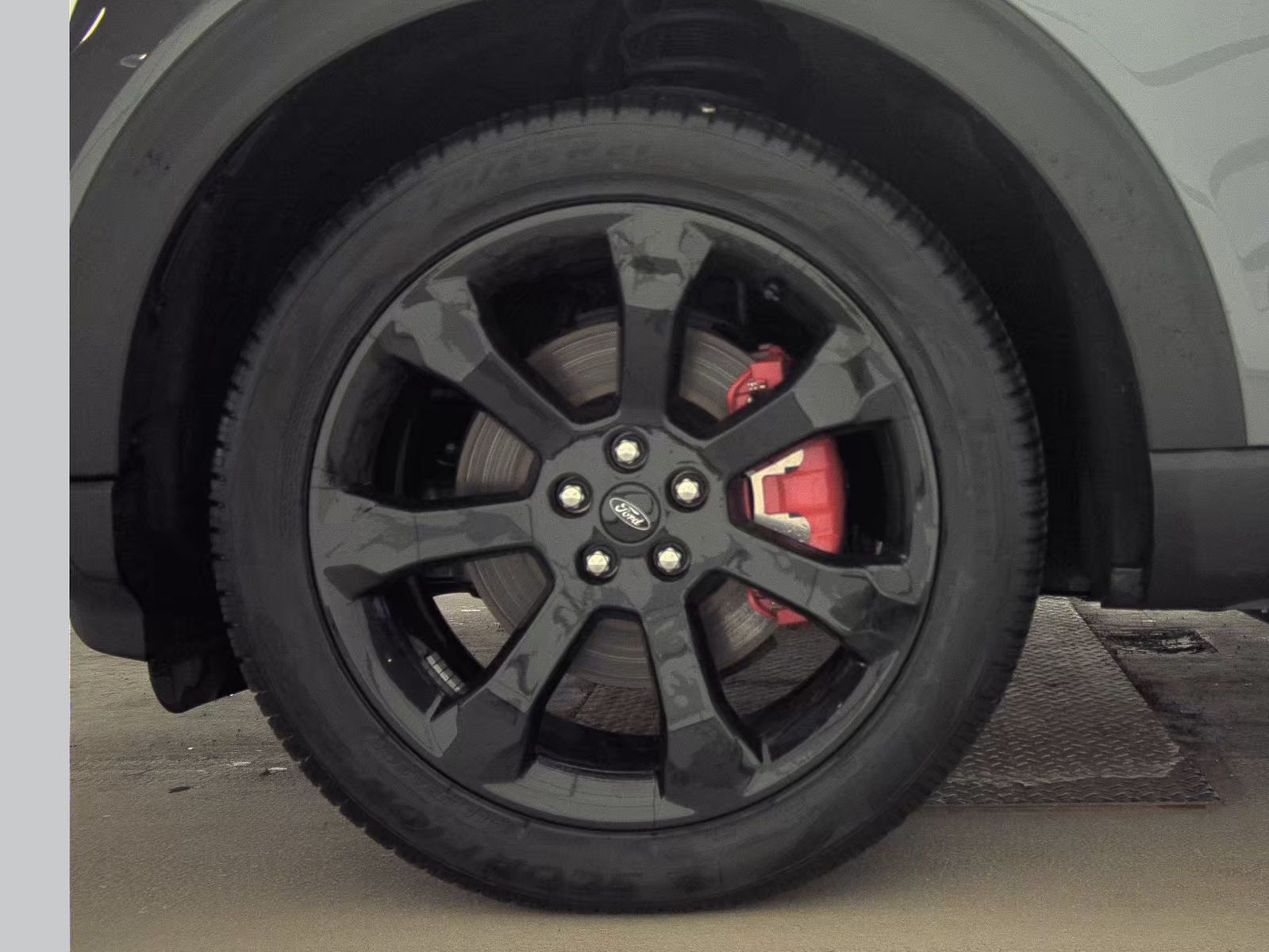 2024 Ford Explorer ST AWD