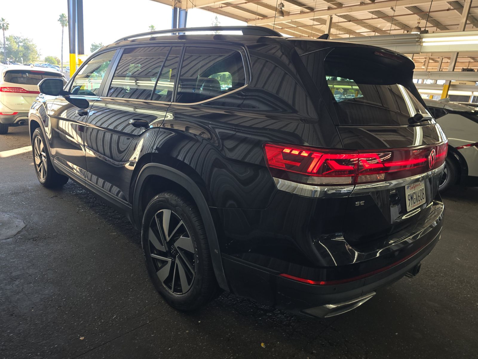 2024 Volkswagen Atlas 2.0T SE AWD