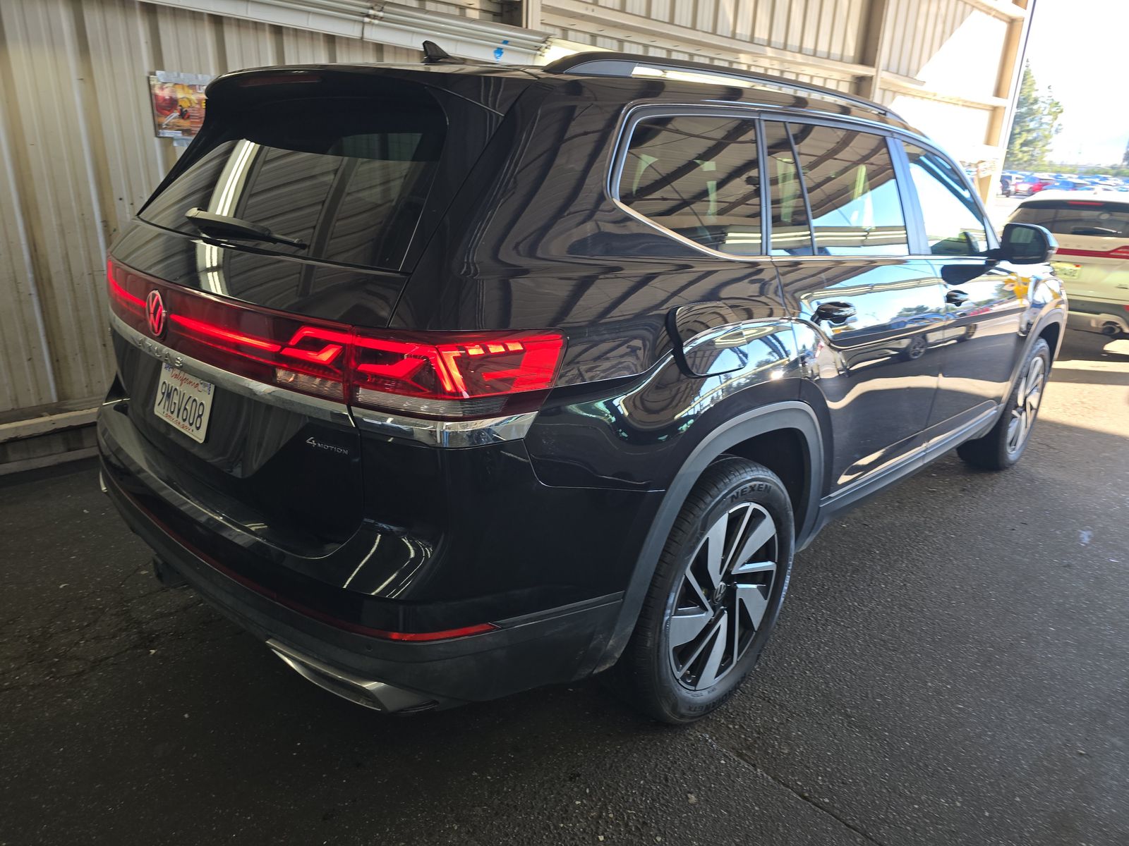 2024 Volkswagen Atlas 2.0T SE AWD