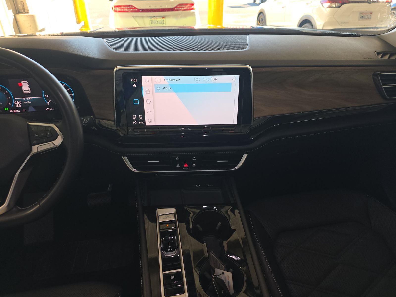 2024 Volkswagen Atlas 2.0T SE AWD