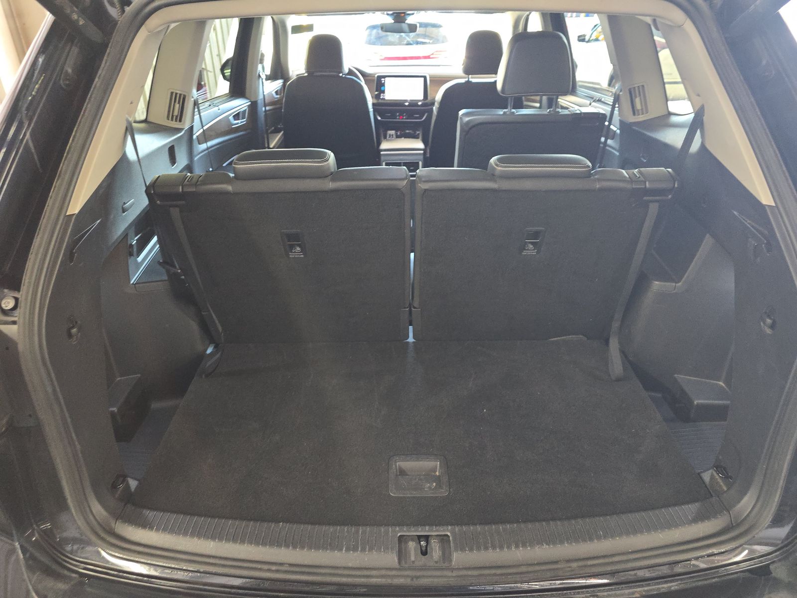 2024 Volkswagen Atlas 2.0T SE AWD