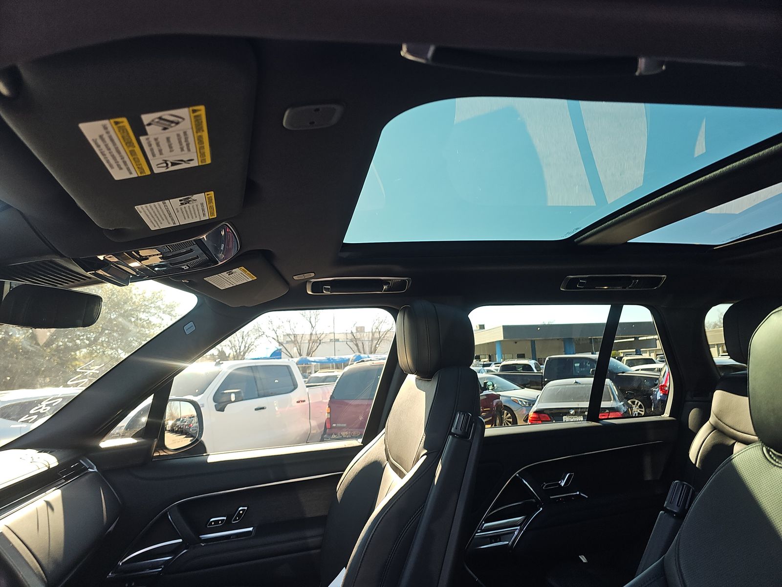 2024 Land Rover Range Rover SE AWD