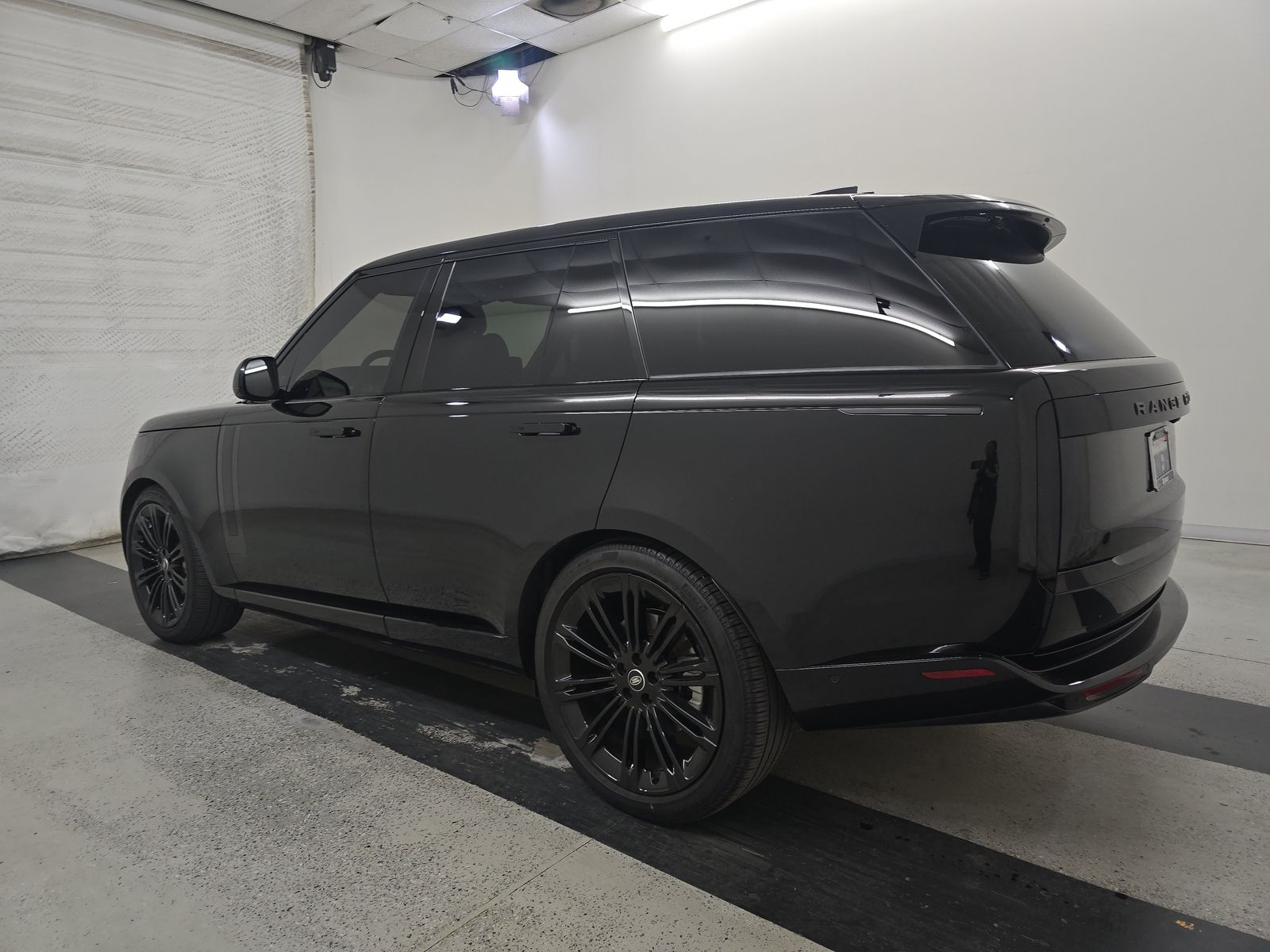 2025 Land Rover Range Rover SE AWD