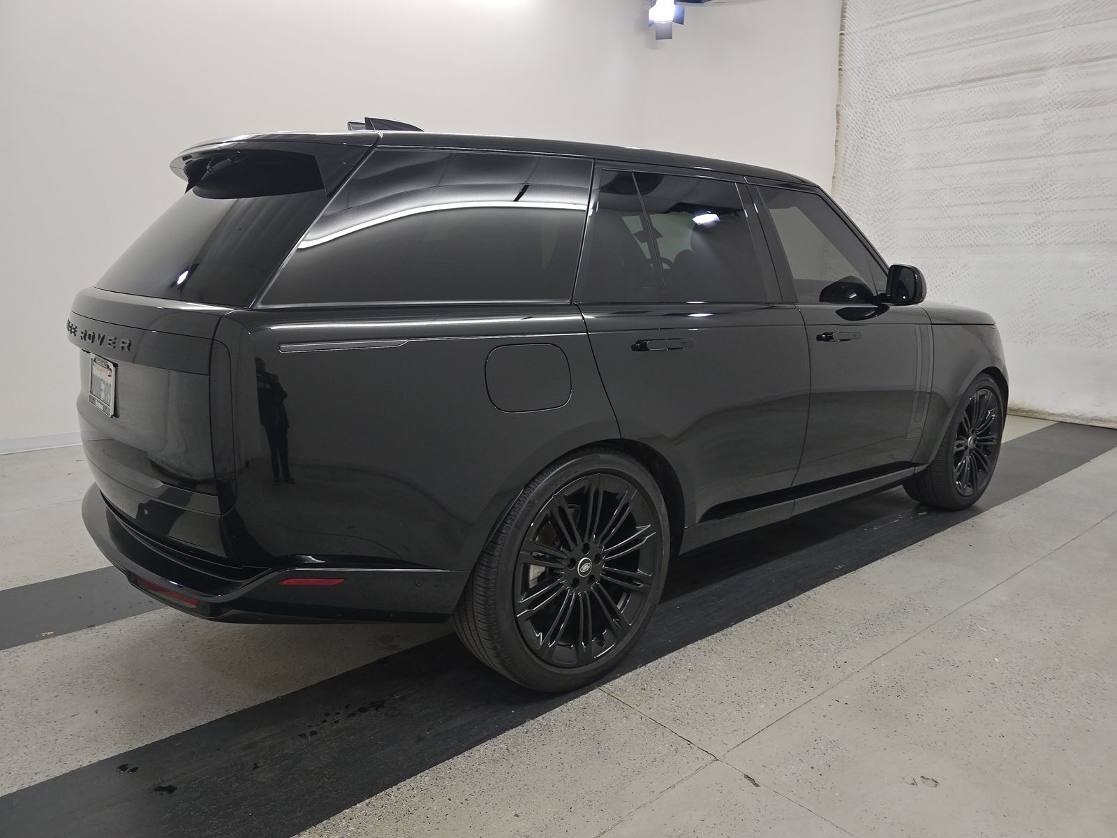 2025 Land Rover Range Rover SE AWD