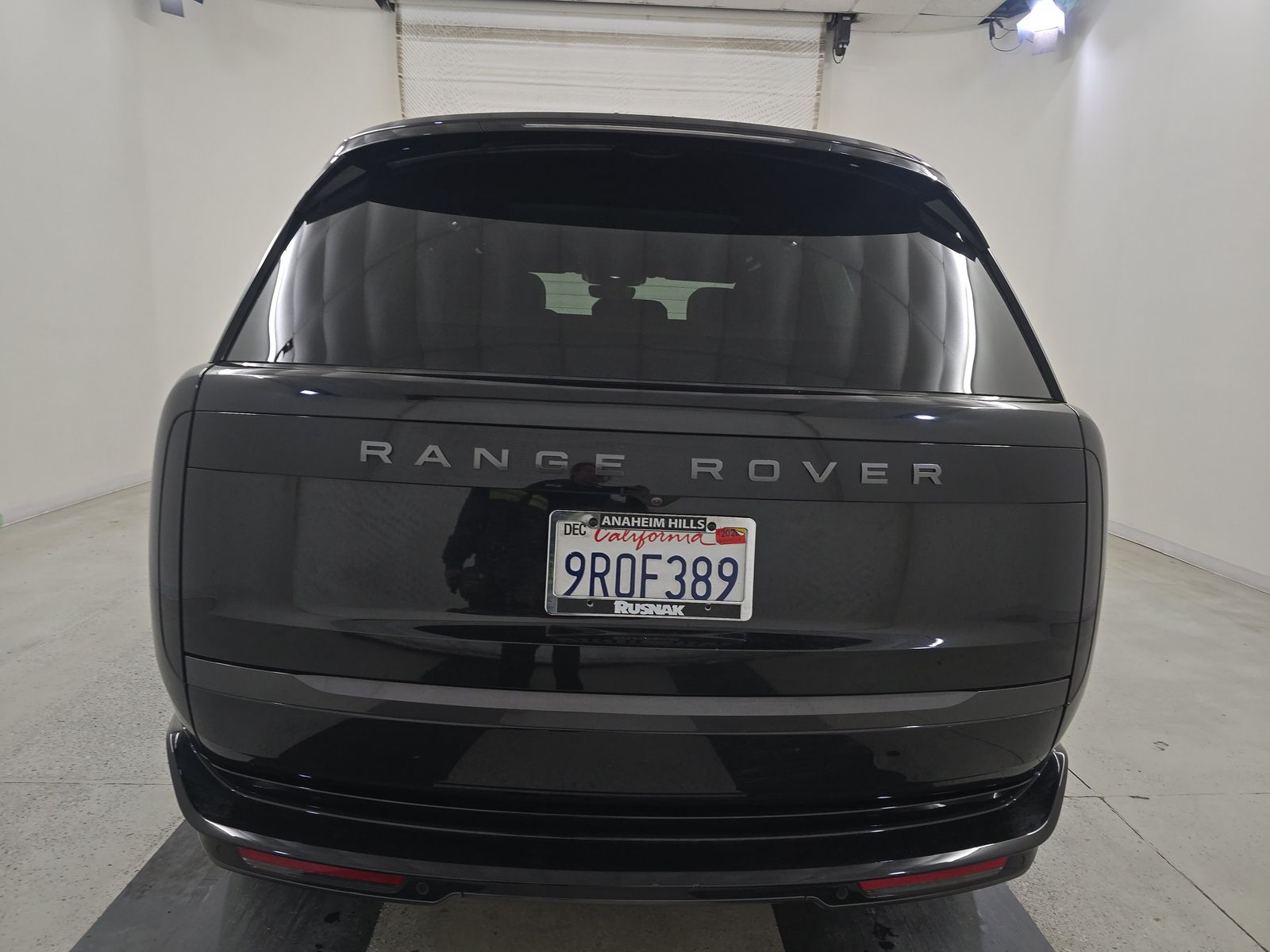 2025 Land Rover Range Rover SE AWD