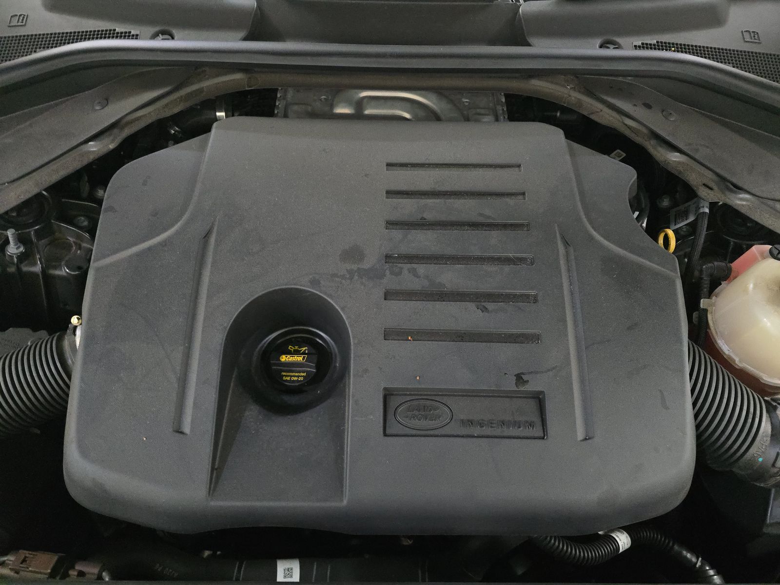 2025 Land Rover Range Rover SE AWD