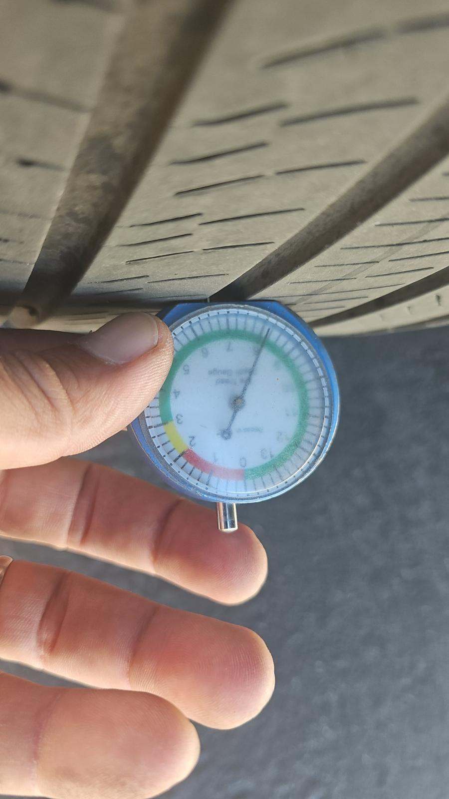 2025 Land Rover Range Rover SE AWD