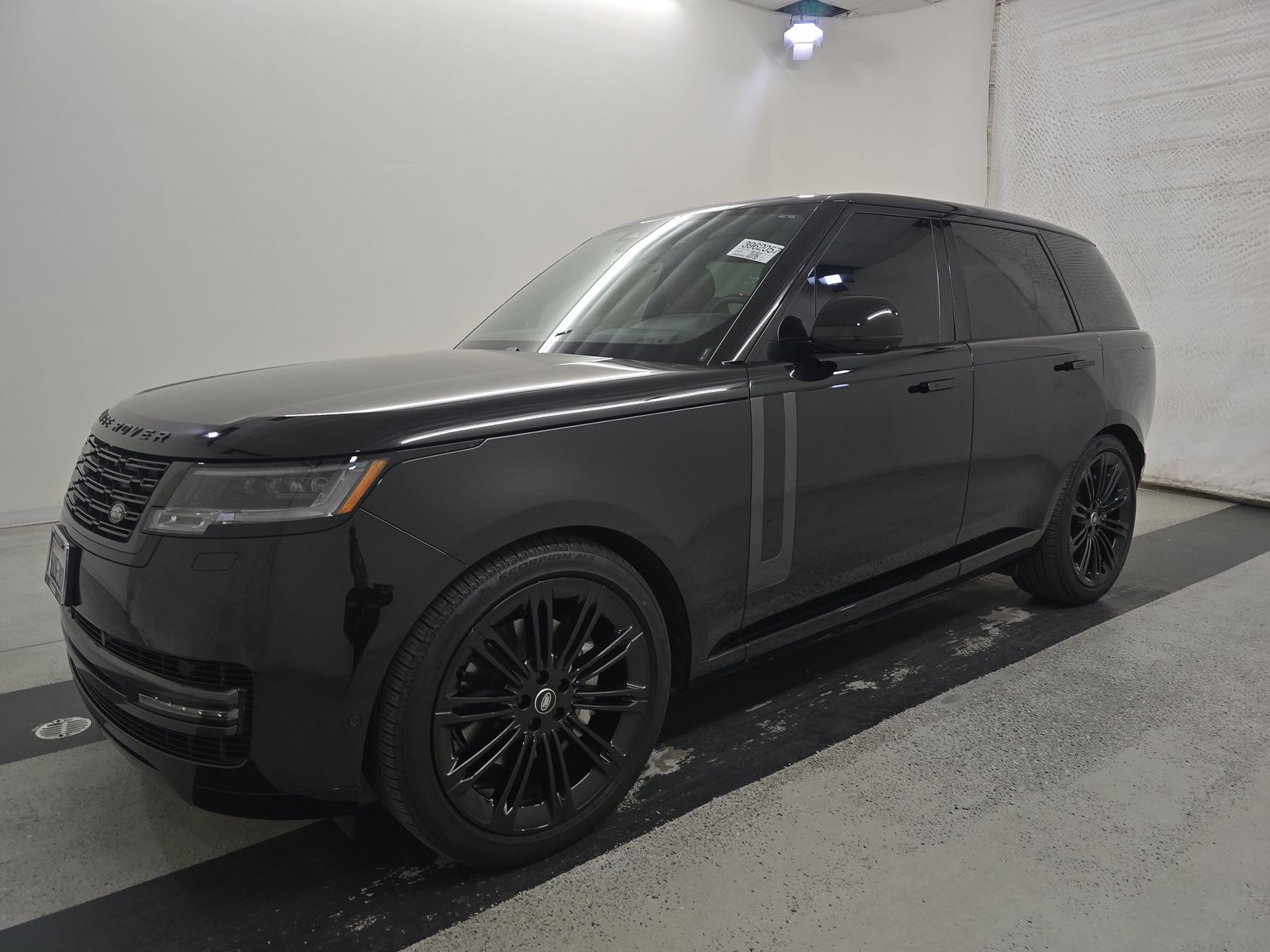 2025 Land Rover Range Rover SE AWD