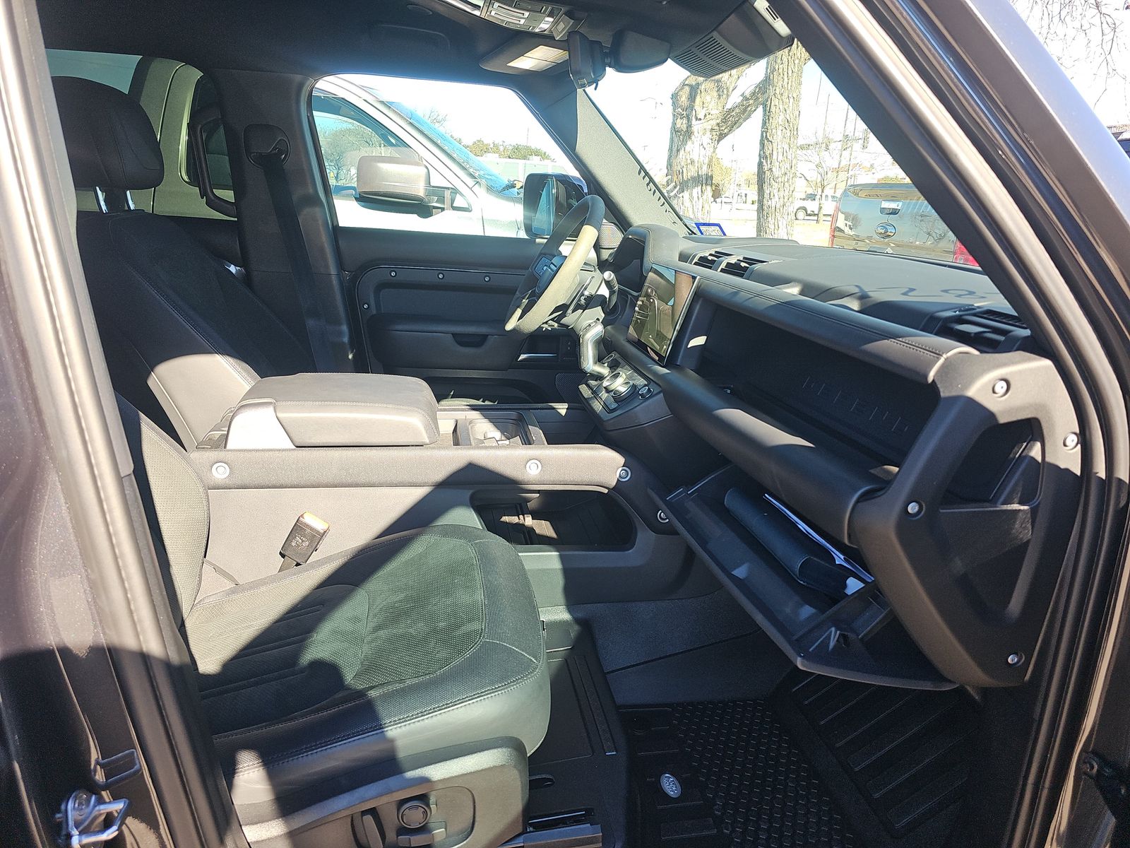 2023 Land Rover Defender 110 V8 Carpathian Edition AWD