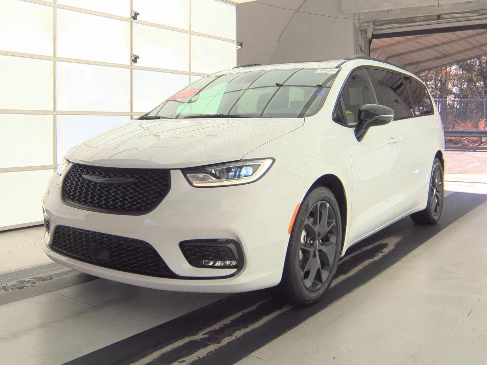 2025 Chrysler Pacifica Limited FWD