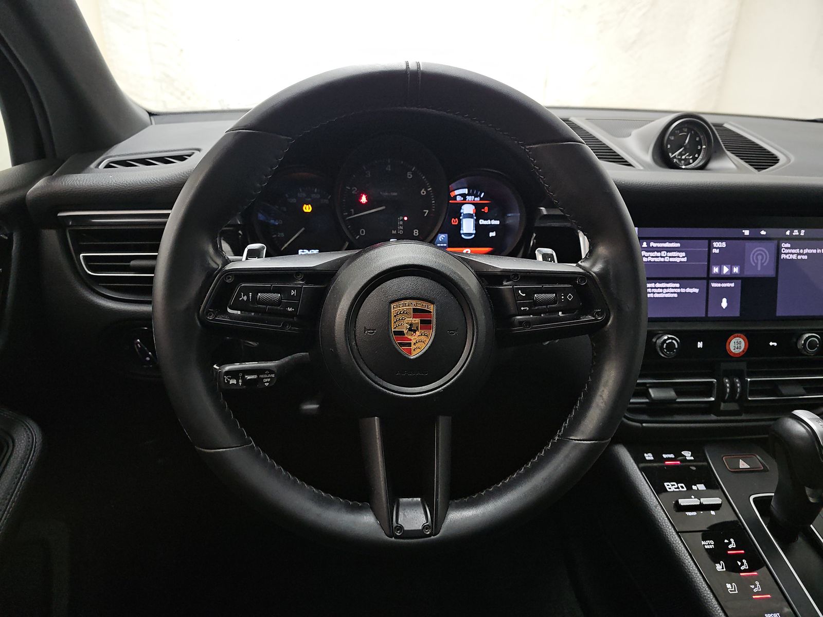 2023 Porsche Macan Base AWD