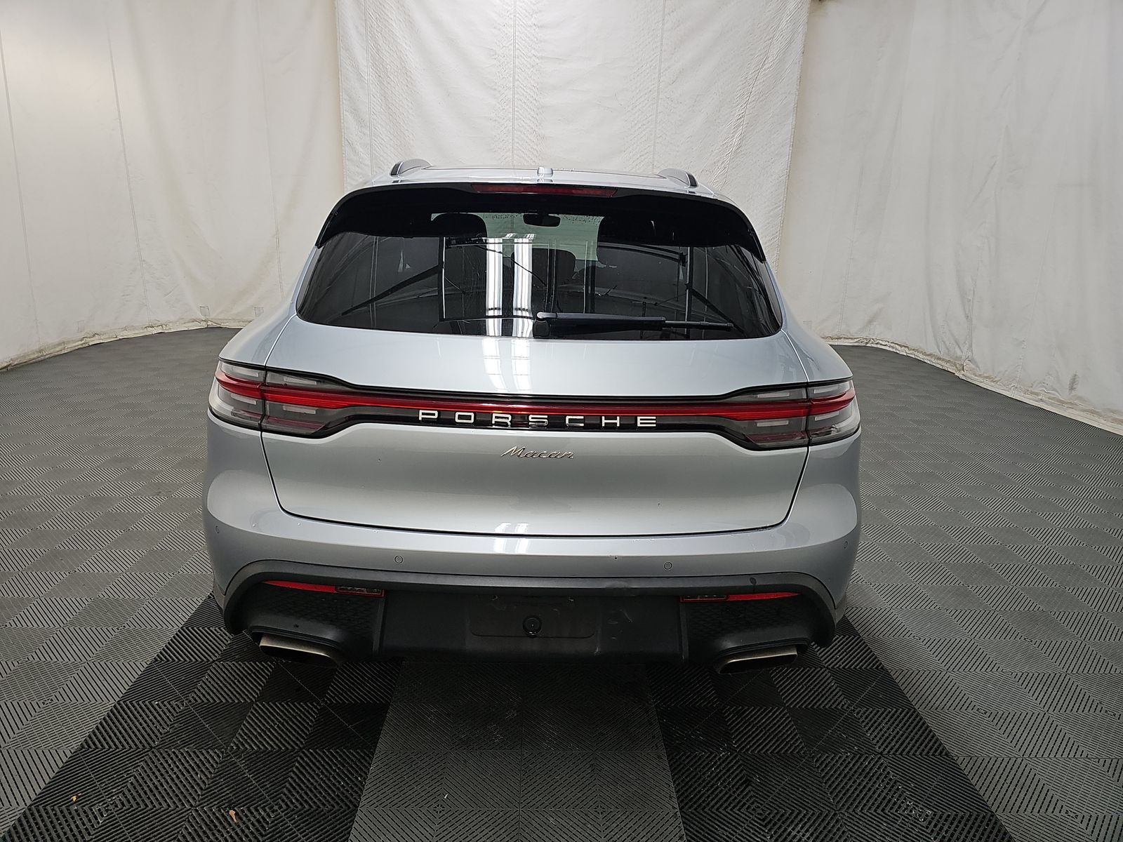 2023 Porsche Macan Base AWD