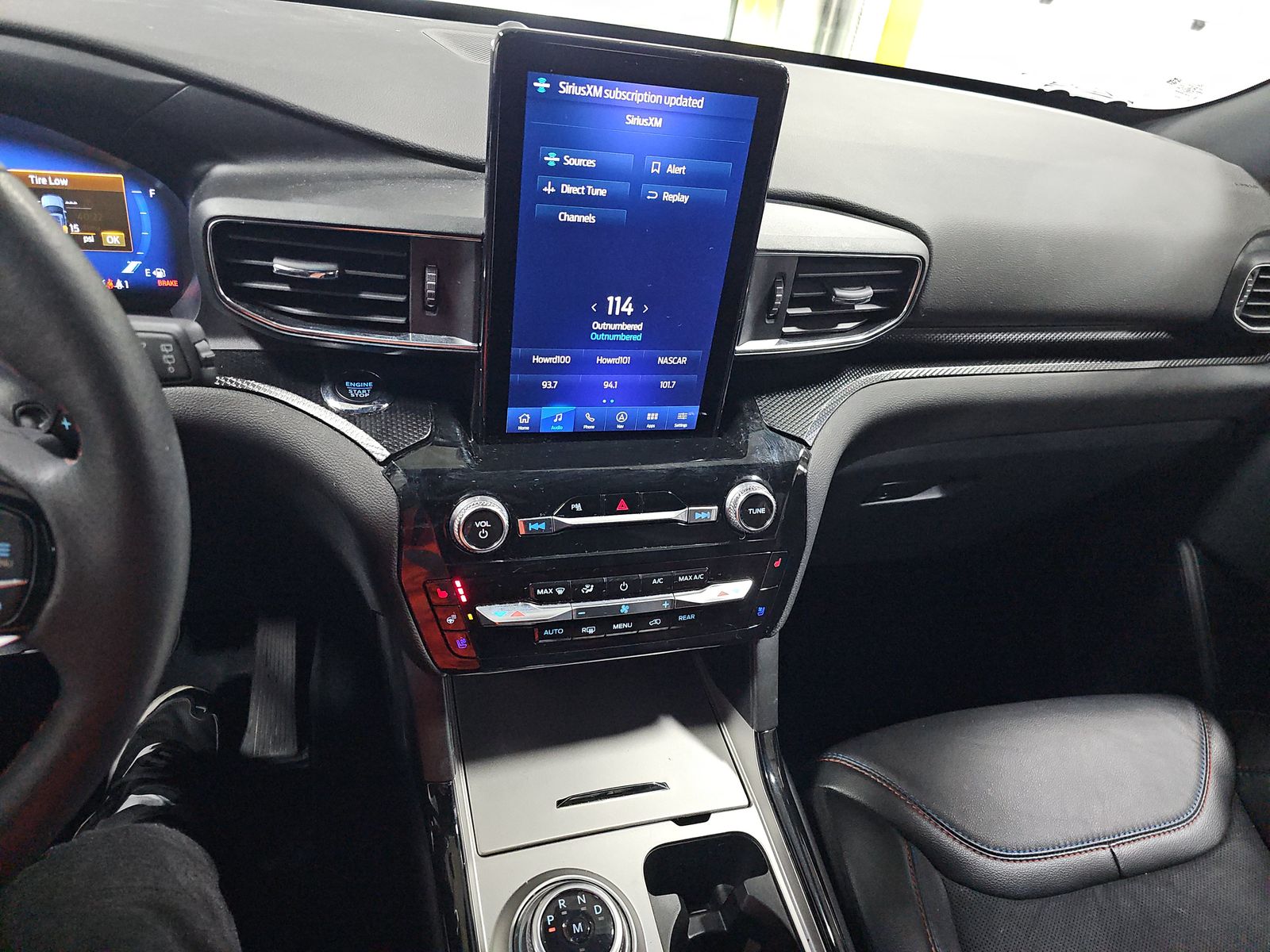 2024 Ford Explorer ST AWD