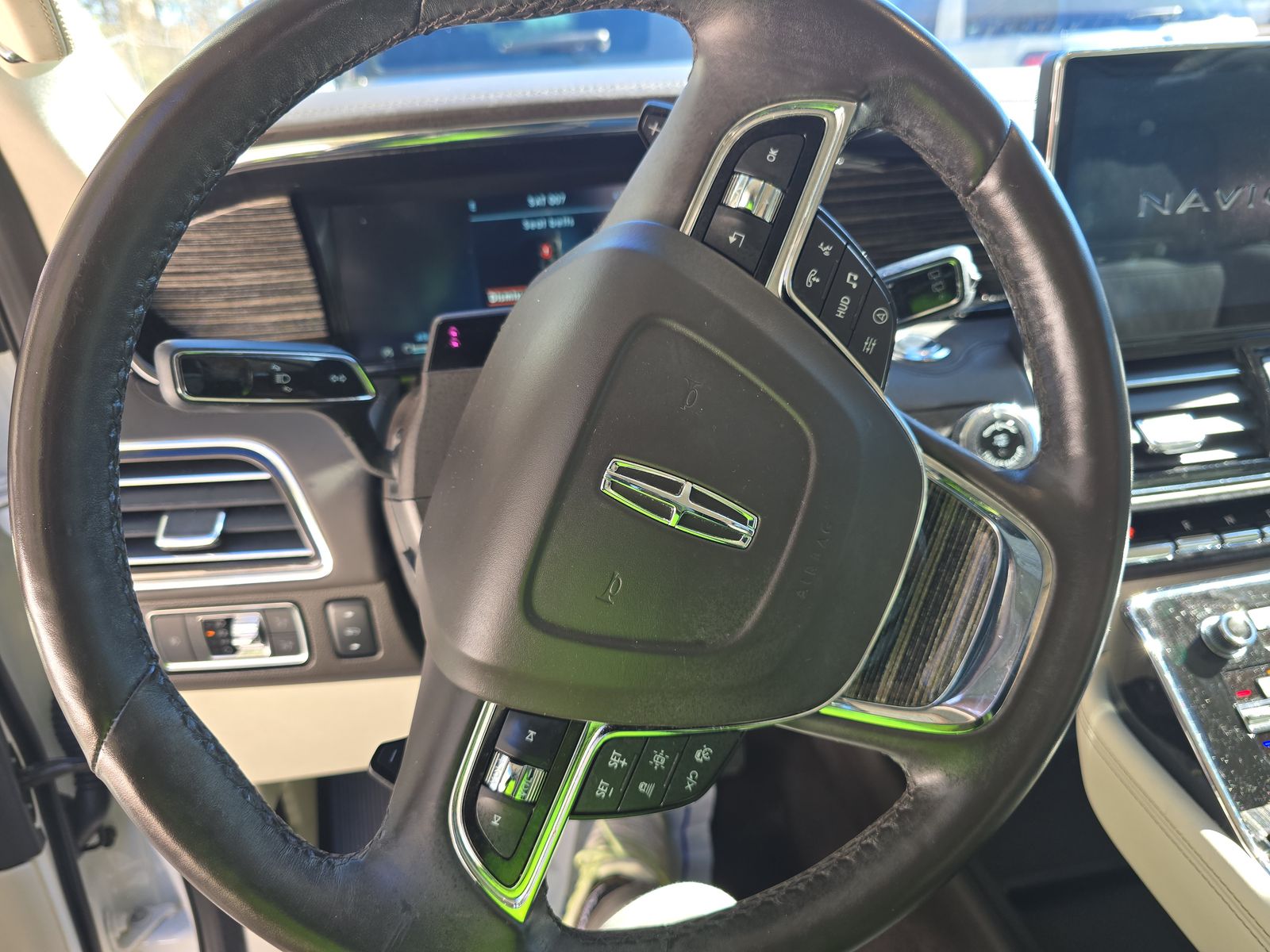 2022 Lincoln Navigator L Black Label AWD