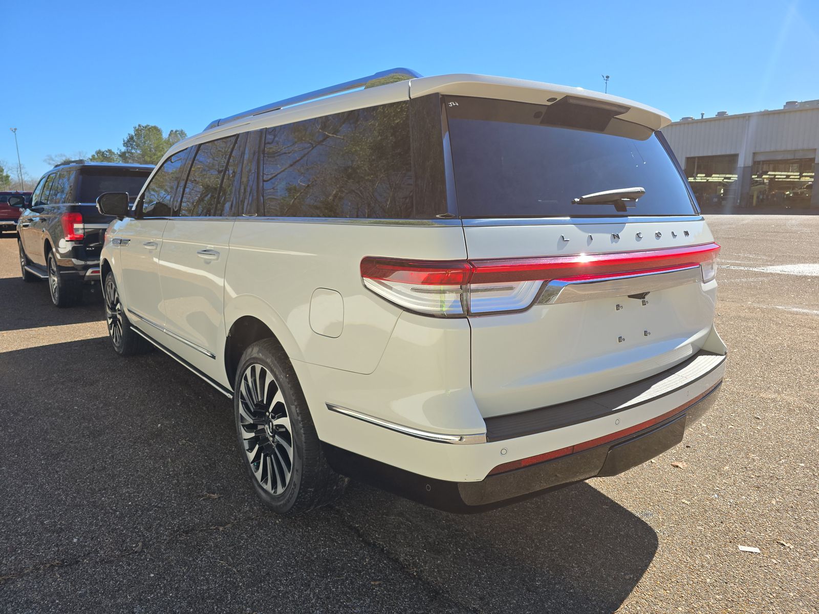 2022 Lincoln Navigator L Black Label AWD