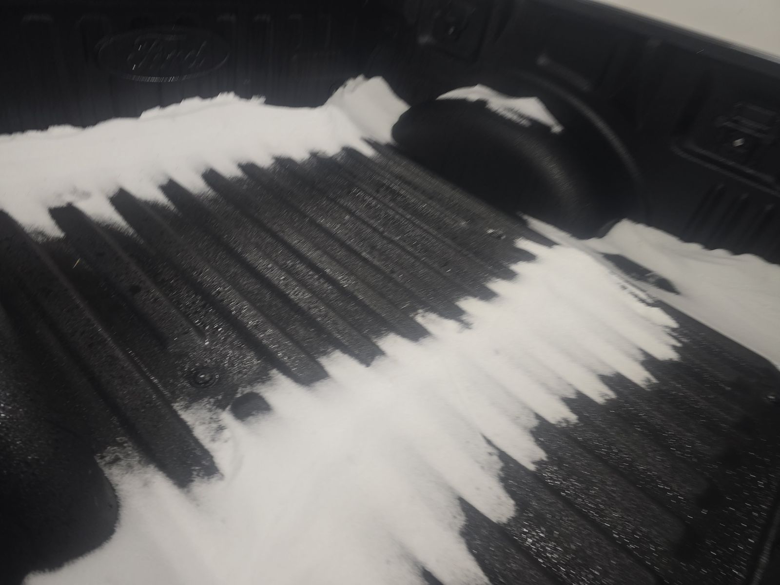 2023 Ford F-150 Hybrid Lariat AWD